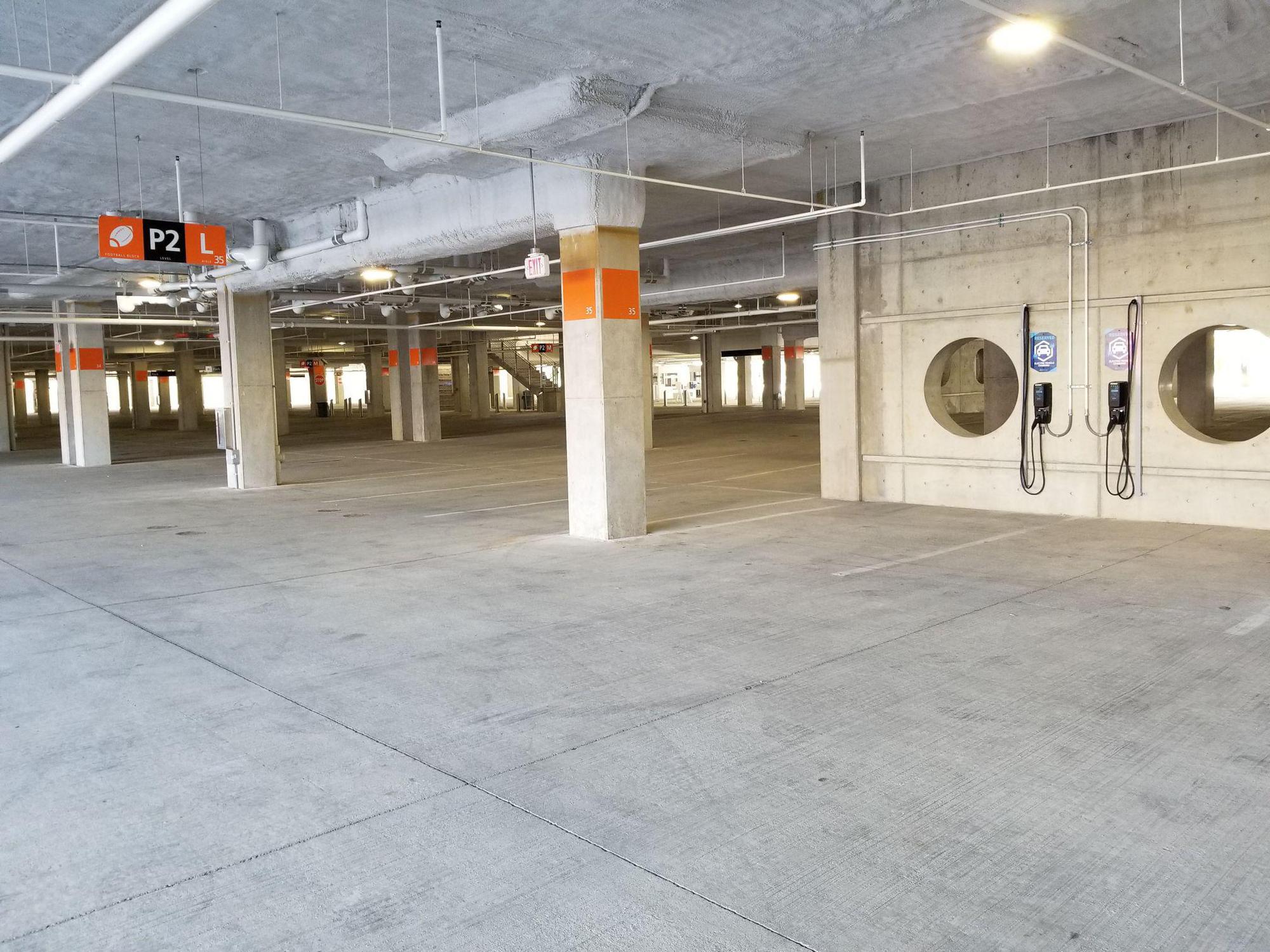 Central Riverfront South Garage | Cincinnati, OH | EV Station