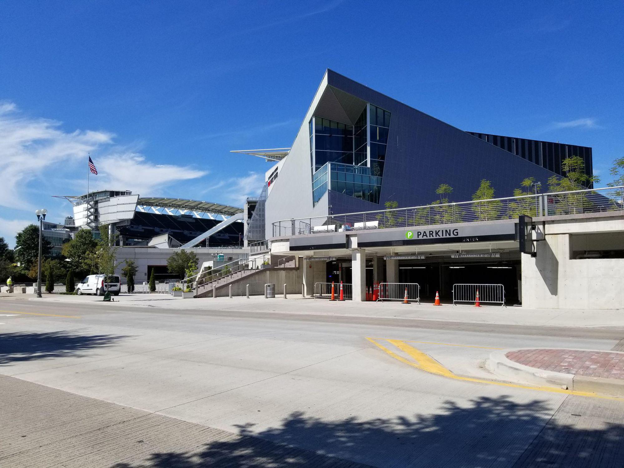 Central Riverfront South Garage | Cincinnati, OH | EV Station