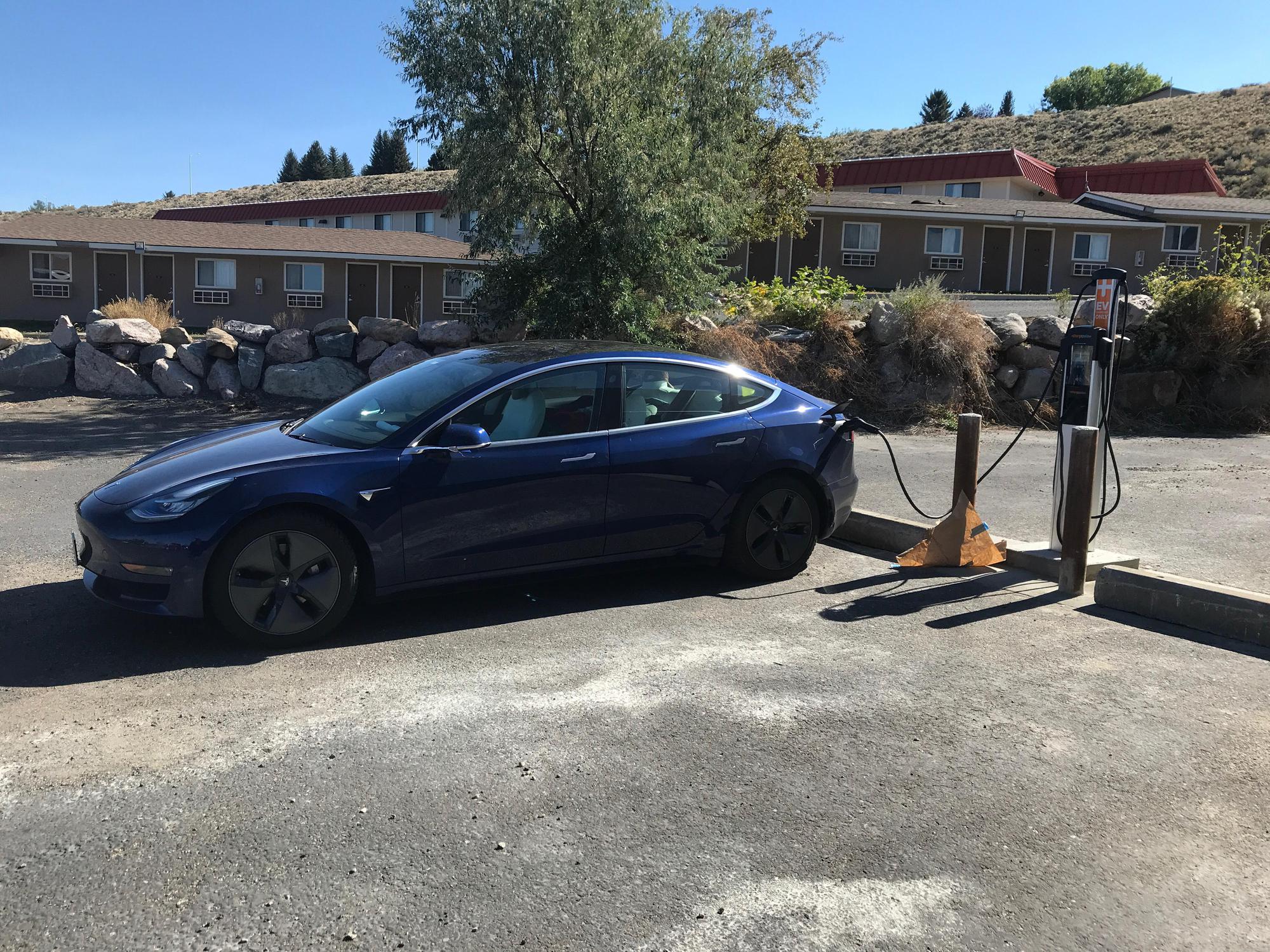 Michael's Tacos Cody, WY EV Station