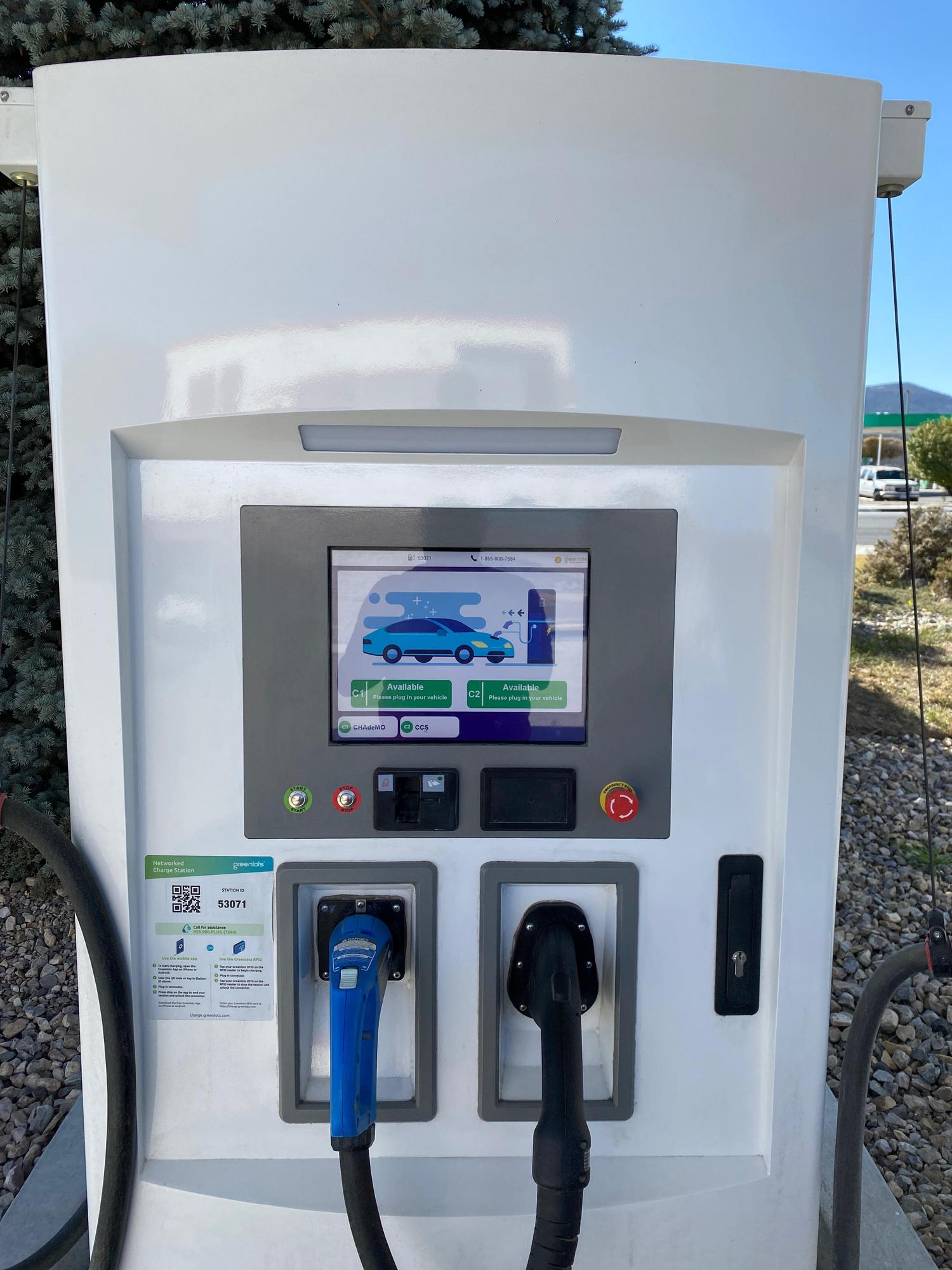 R Place Shell & Car Wash Ely, NV EV Station