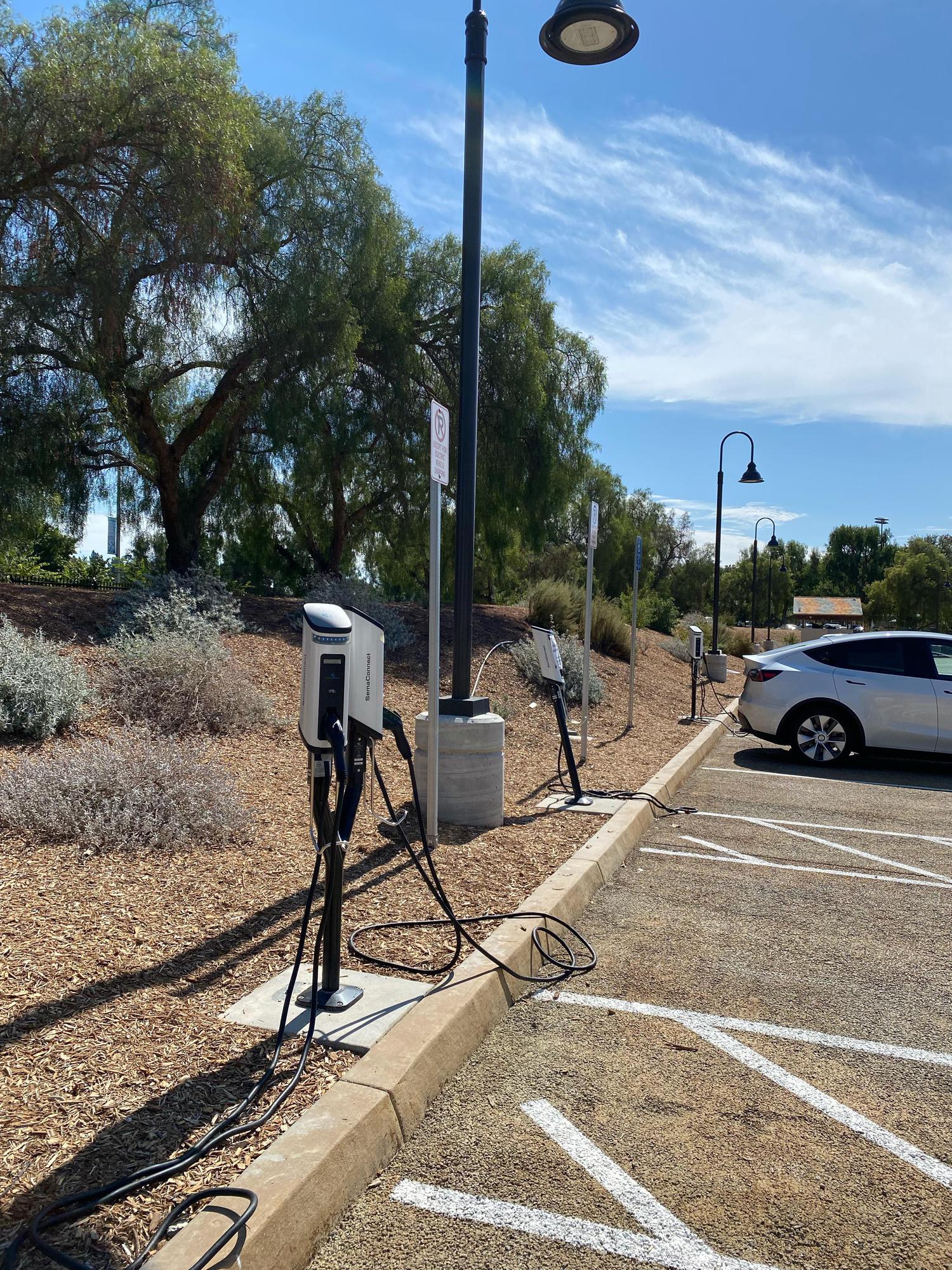 Aliso Viejo Ranch Aliso Viejo, CA EV Station
