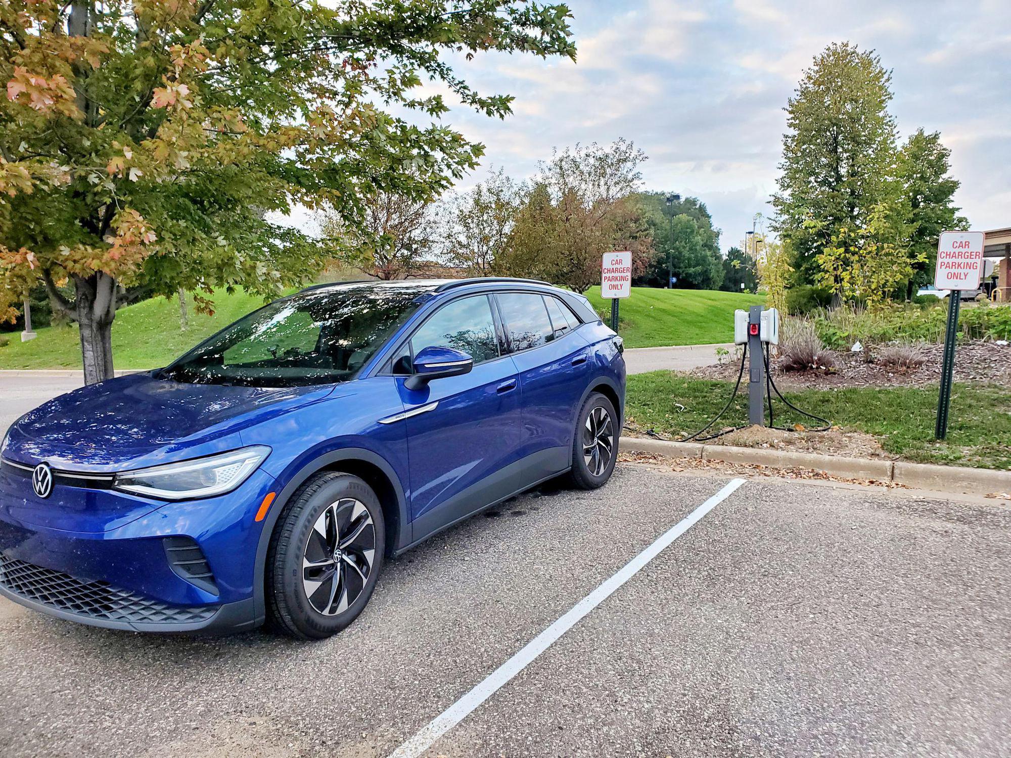Goodwill of Woodbury Woodbury, MN EV Station