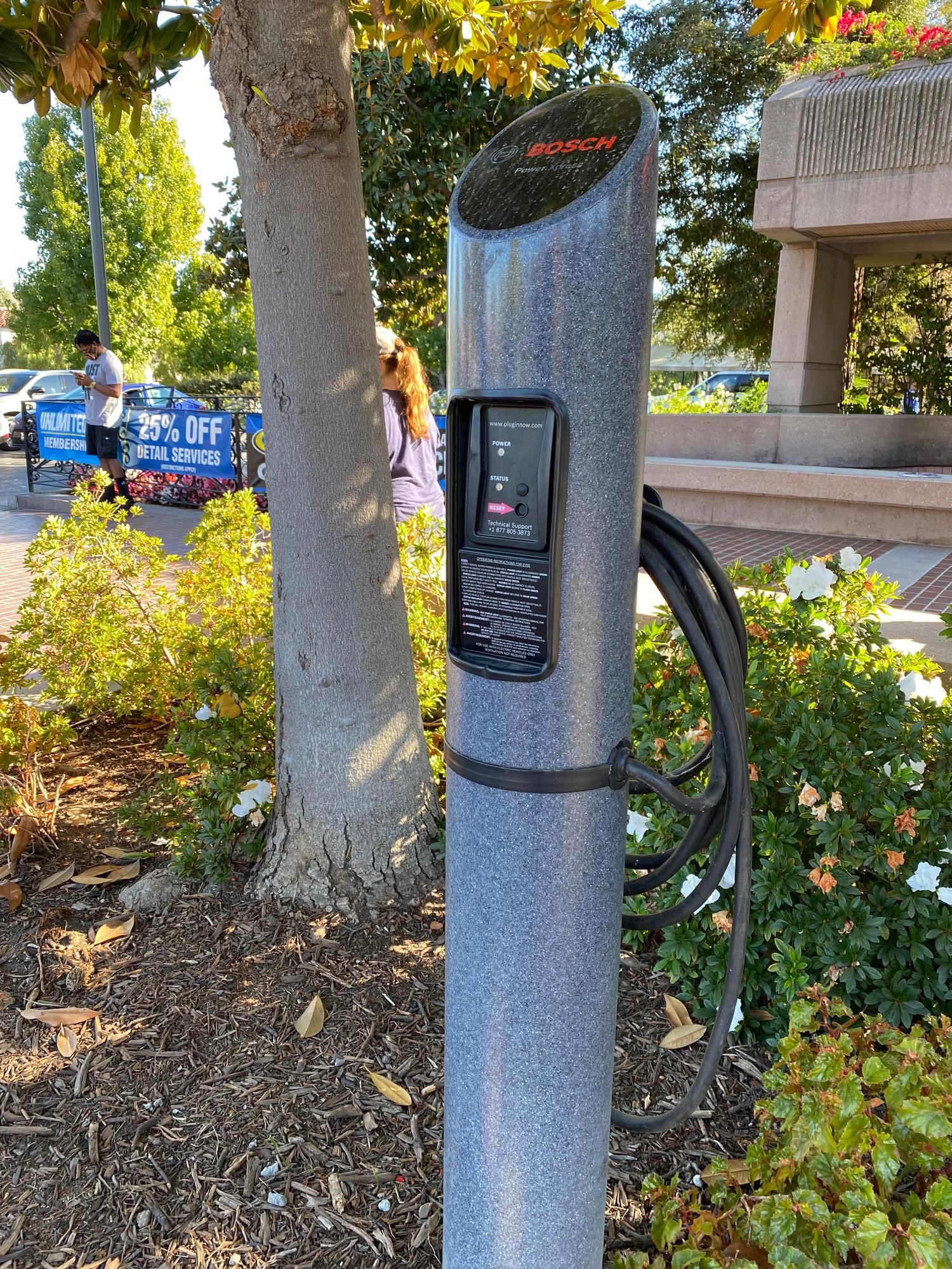 Janss Mall Touchless Car Wash Thousand Oaks, CA EV Station