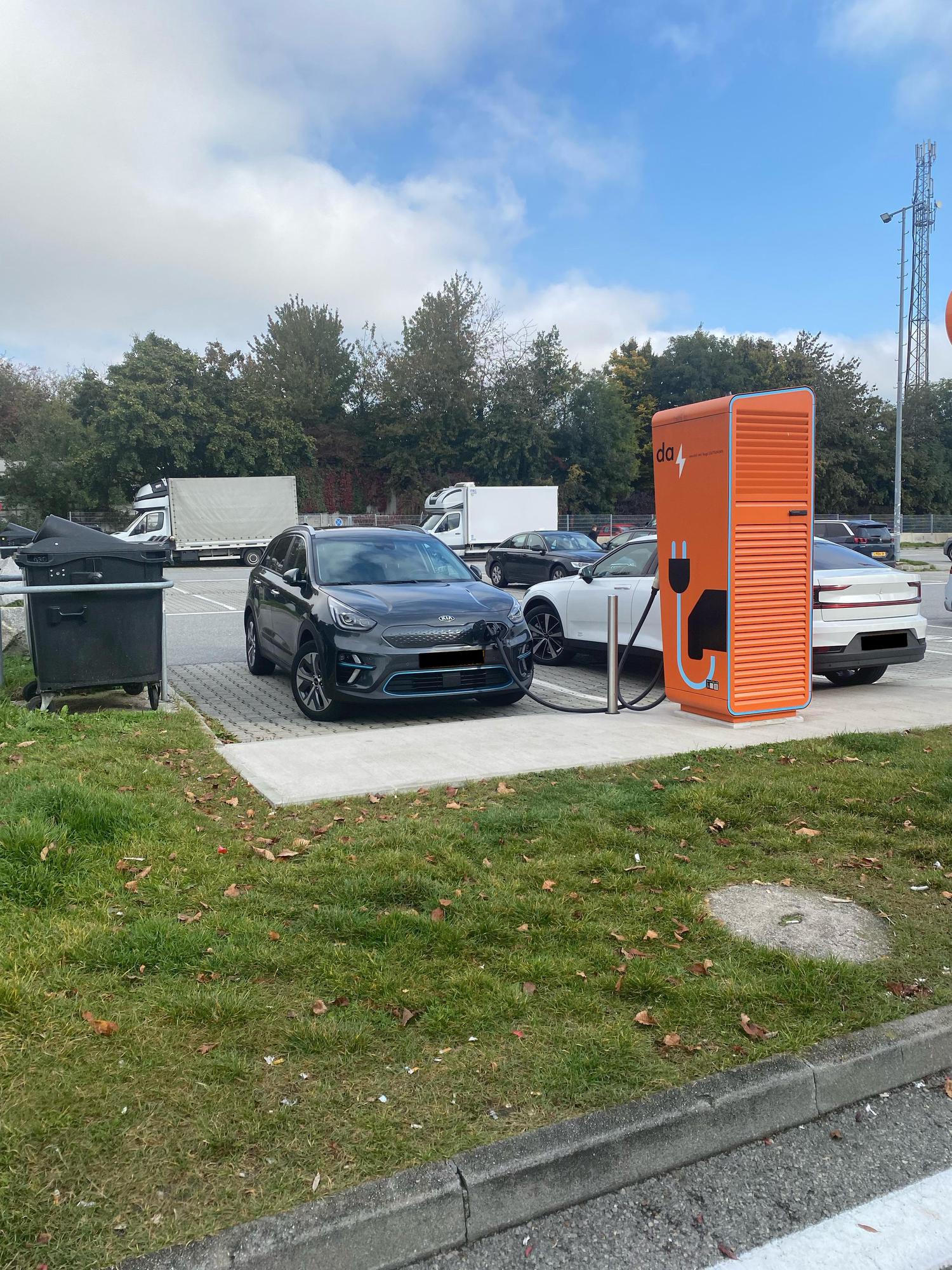 Da Emobil Charging Station