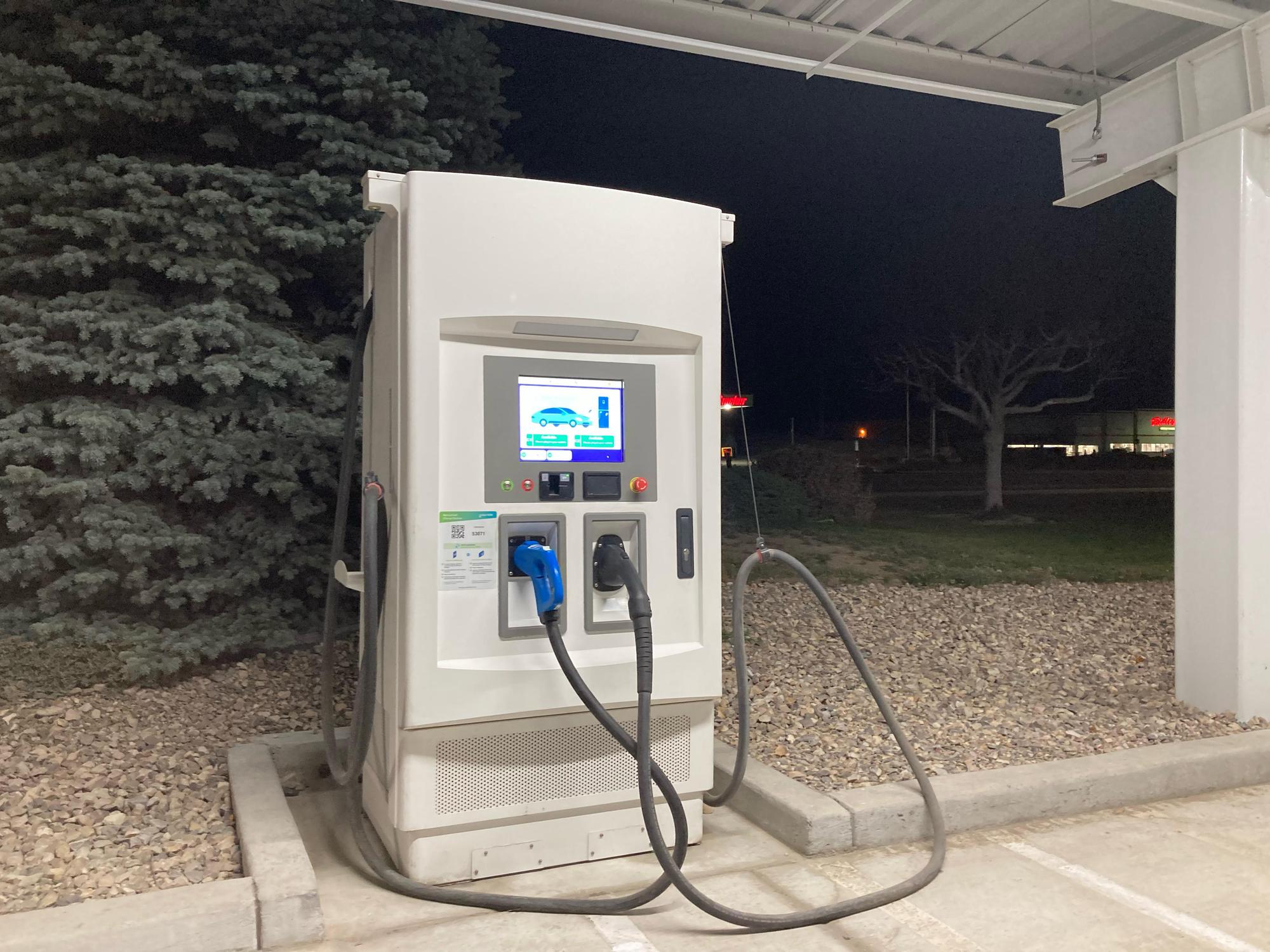 R Place Shell & Car Wash Ely, NV EV Station