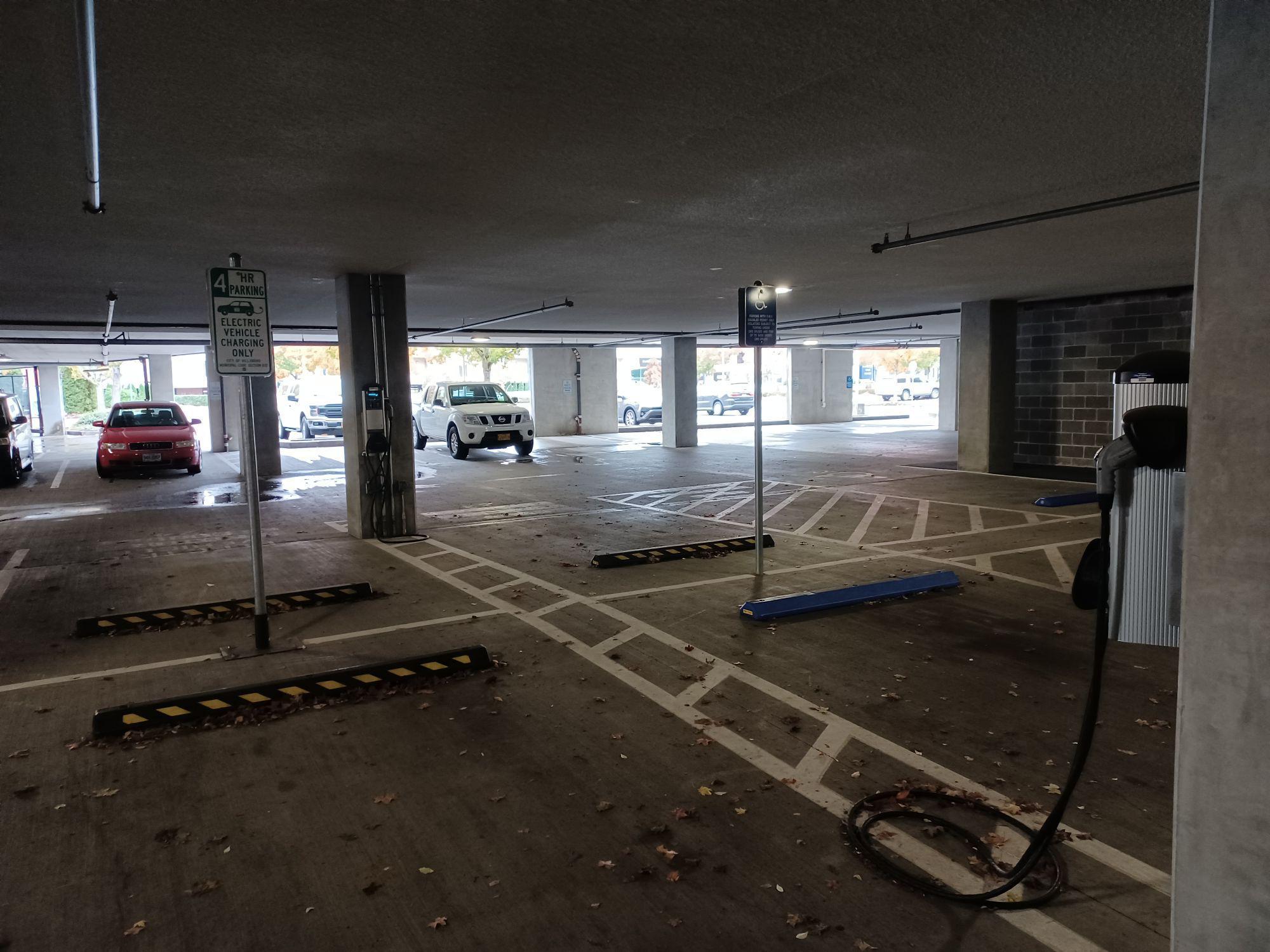 Hillsboro Civic Center Parking Garage Hillsboro, OR EV Station