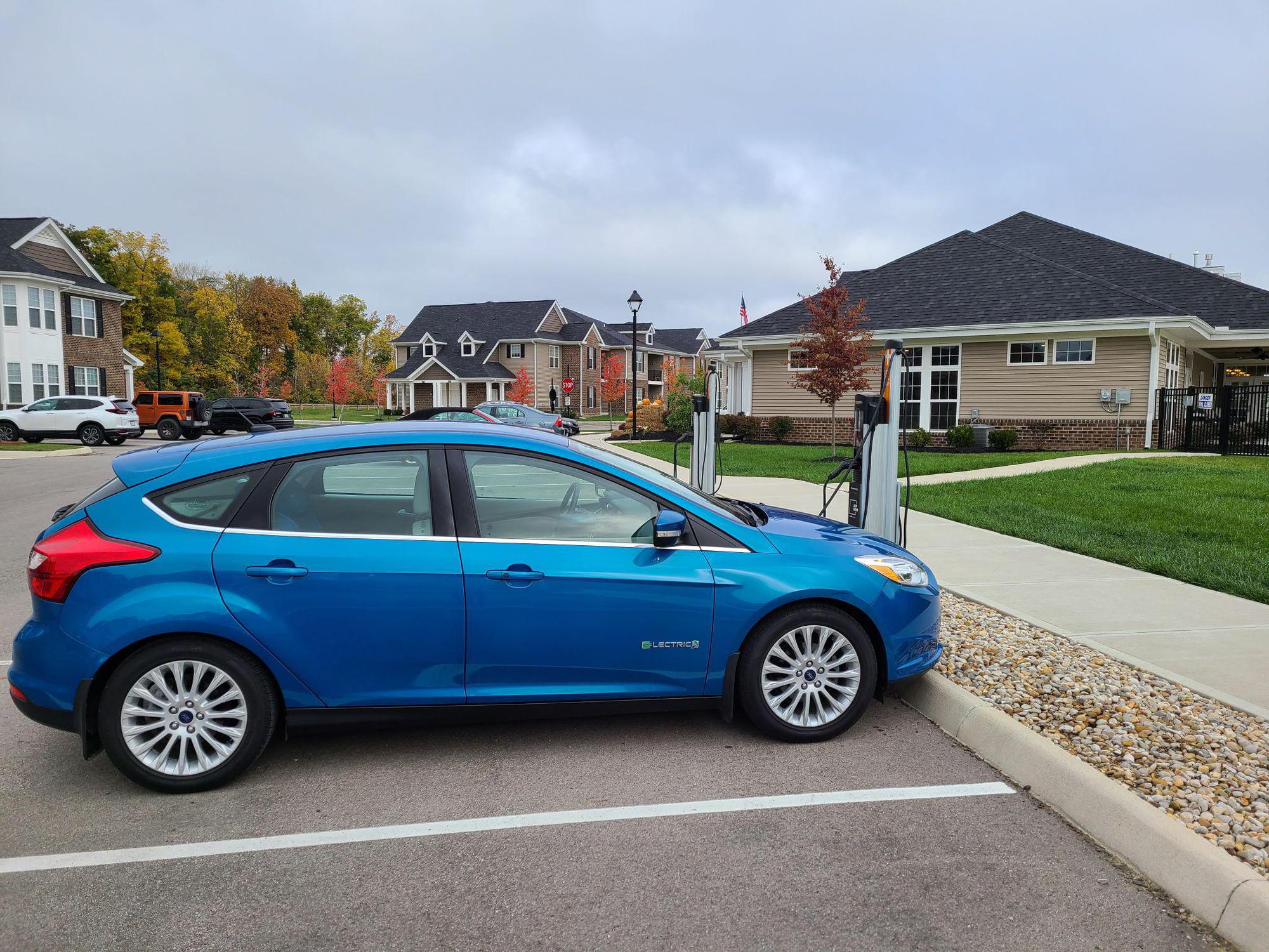 The Flats on Houk Delaware, OH EV Station