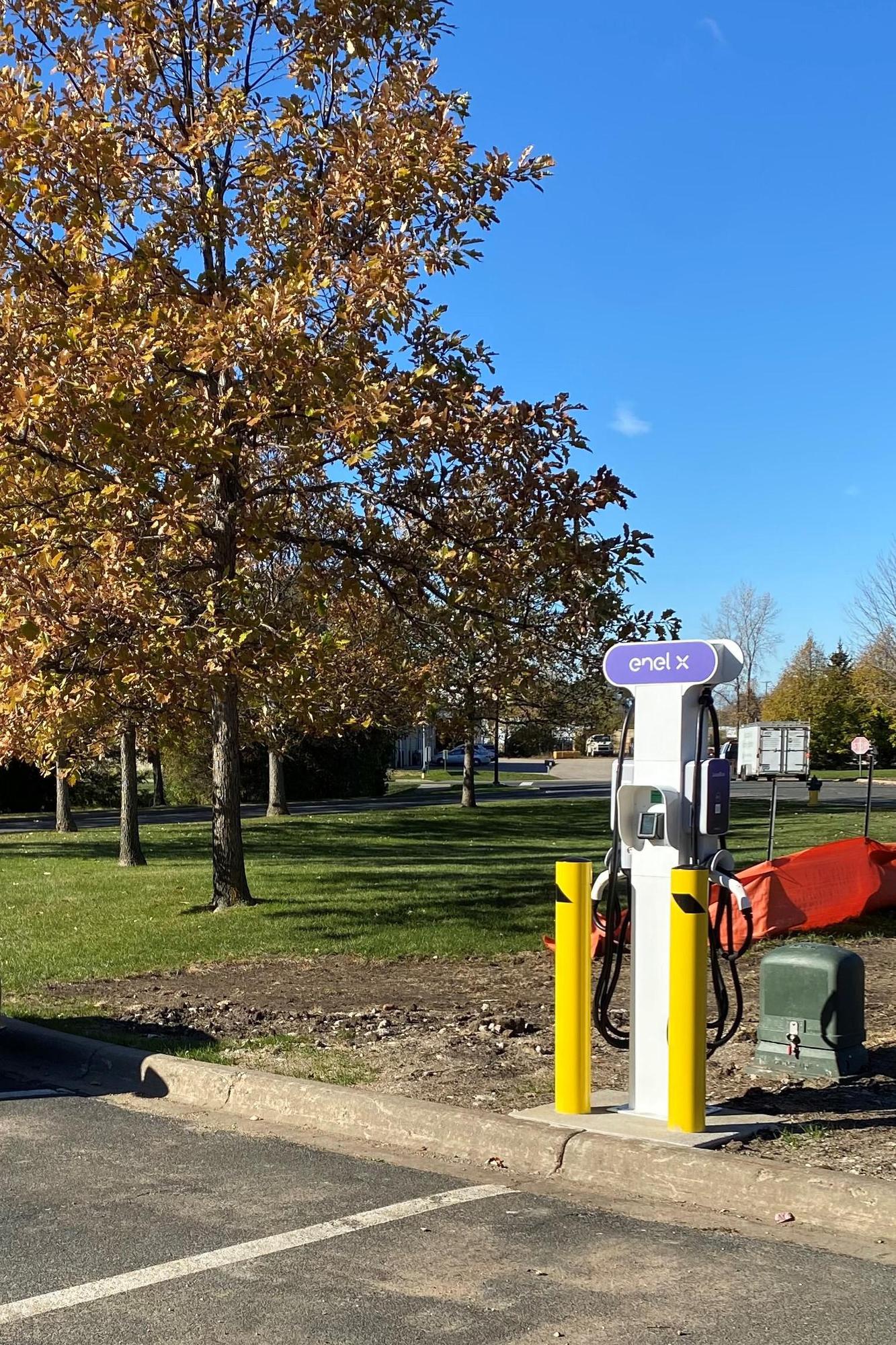 Shakopee Public Utilities Shakopee, MN EV Station