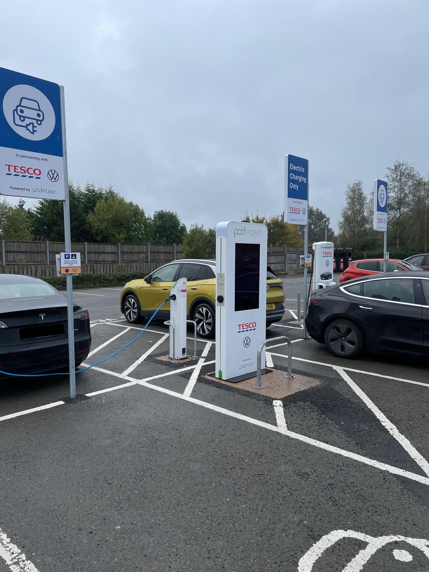 Tesco Superstore Quinton Quinton, England EV Station