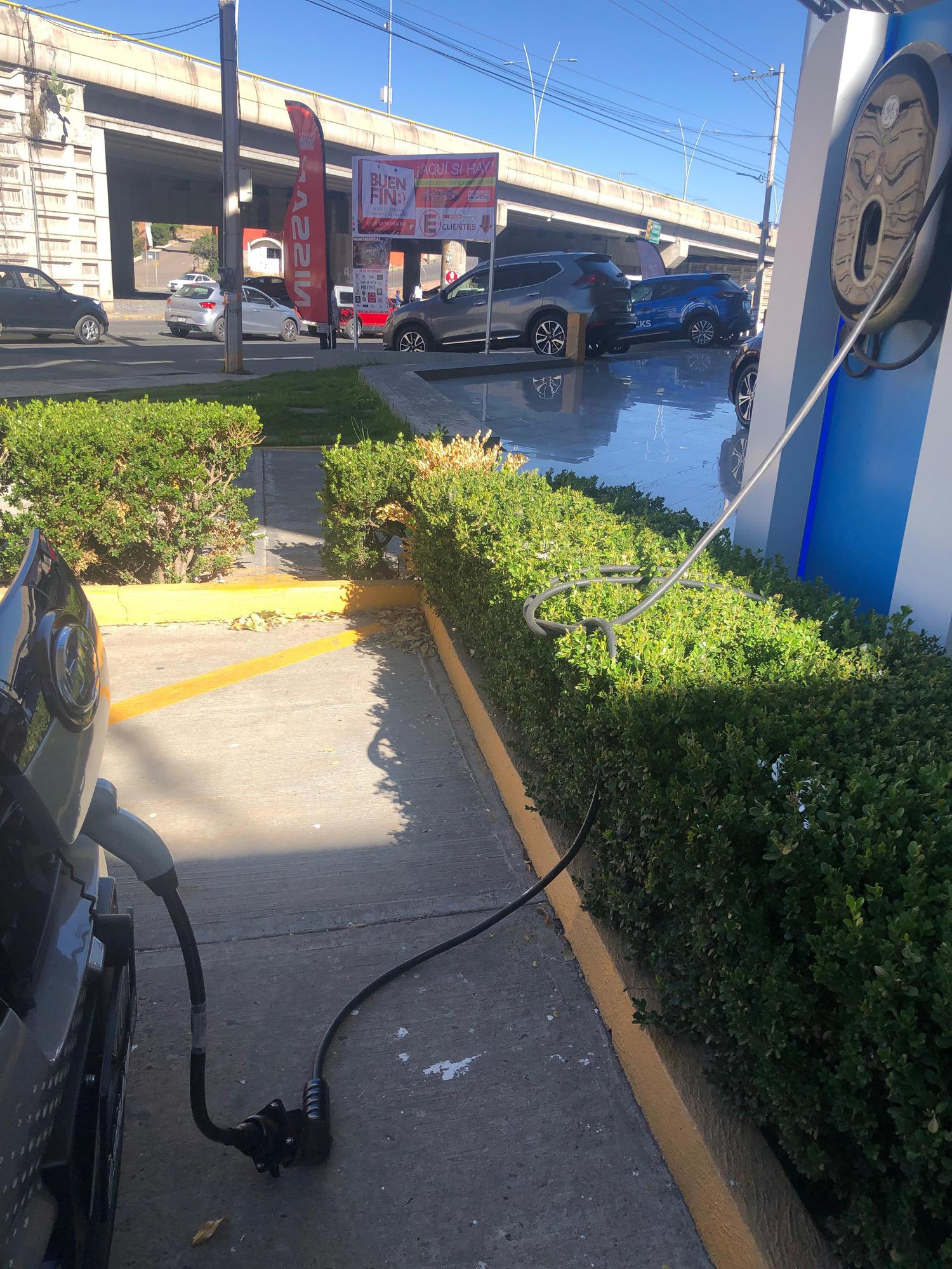 Nissan Torres Corzo Guadalupe, Zac. EV Station