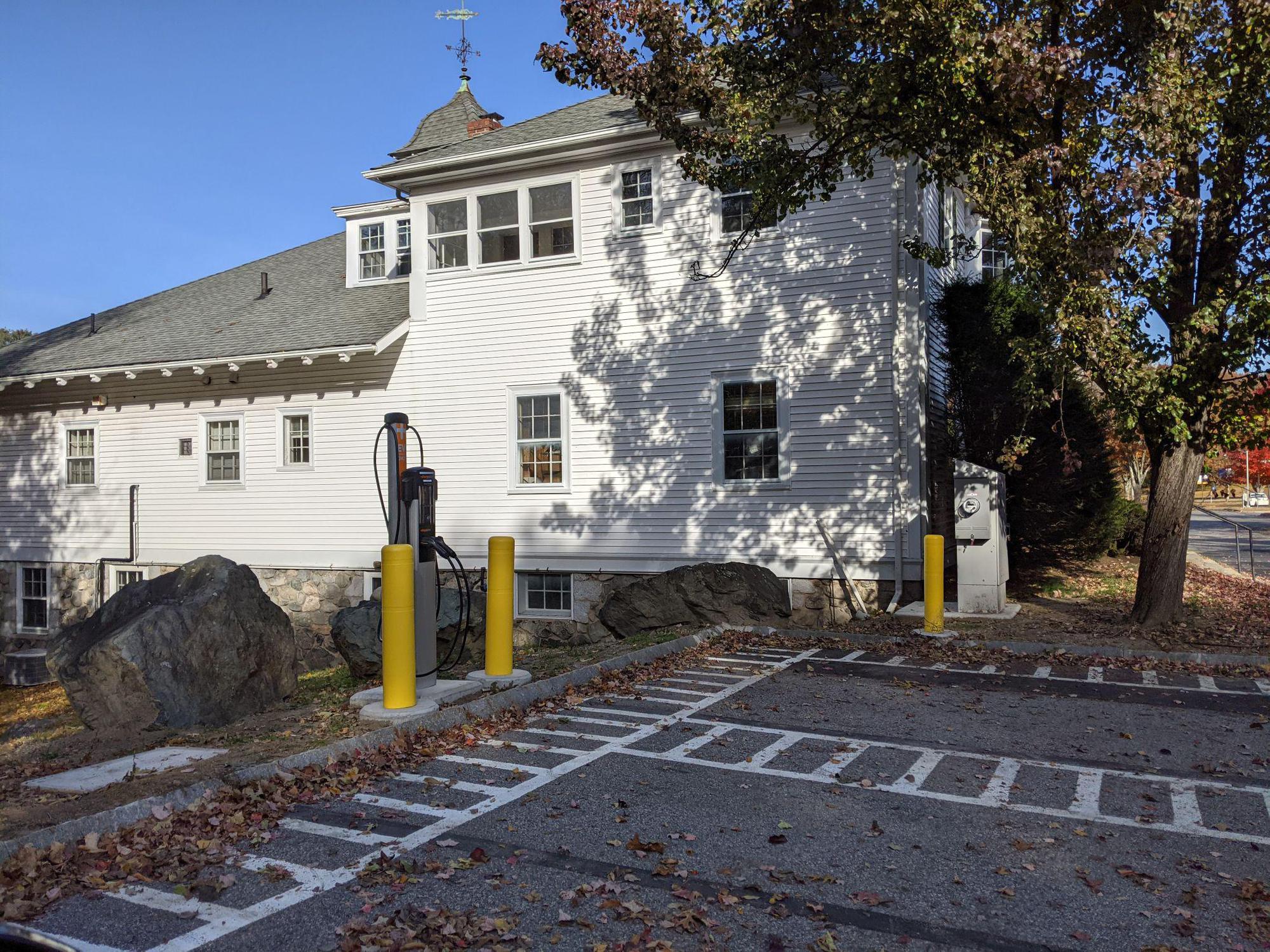 Lexington Community Center Lexington, MA EV Station