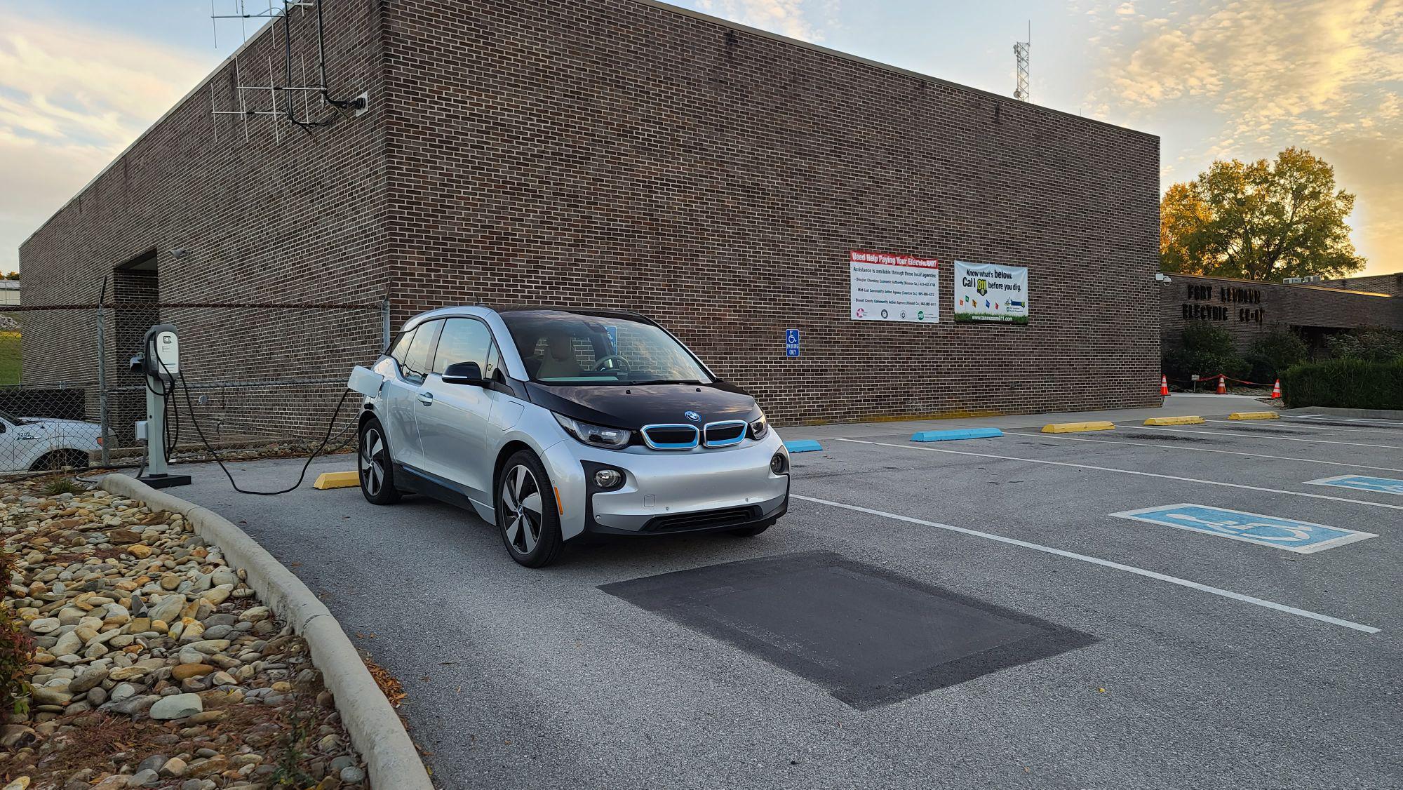 Fort Loudoun Electric Cooperative Vonore, TN EV Station
