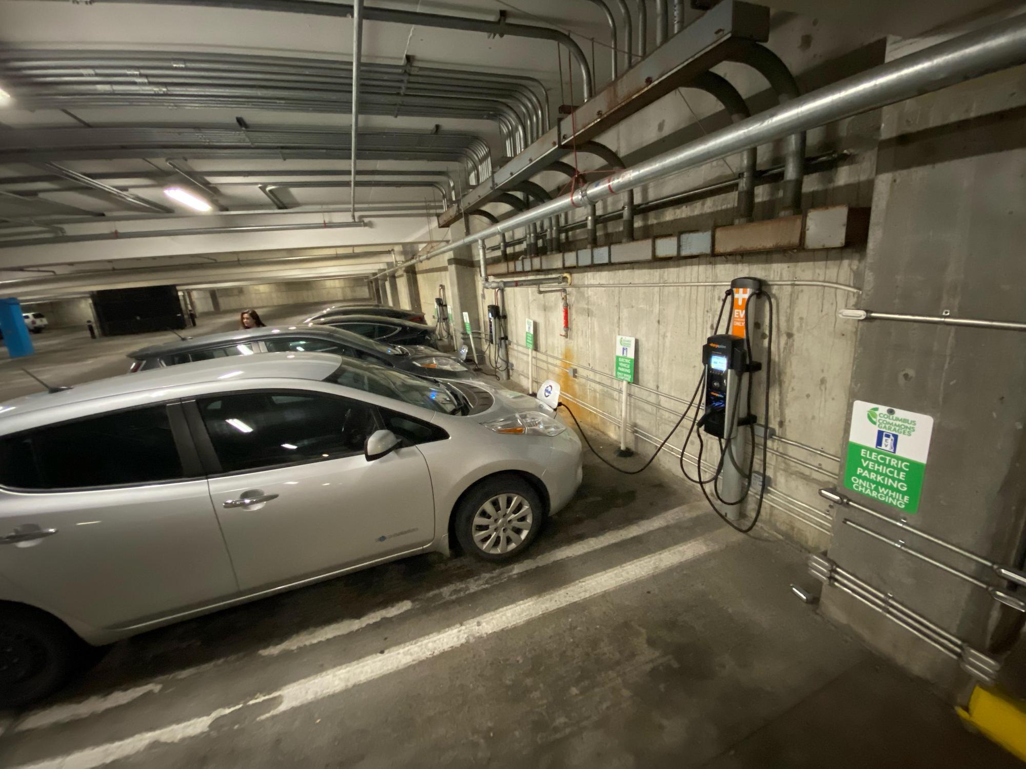Columbus Commons Underground Parking Garage - 17rytvb