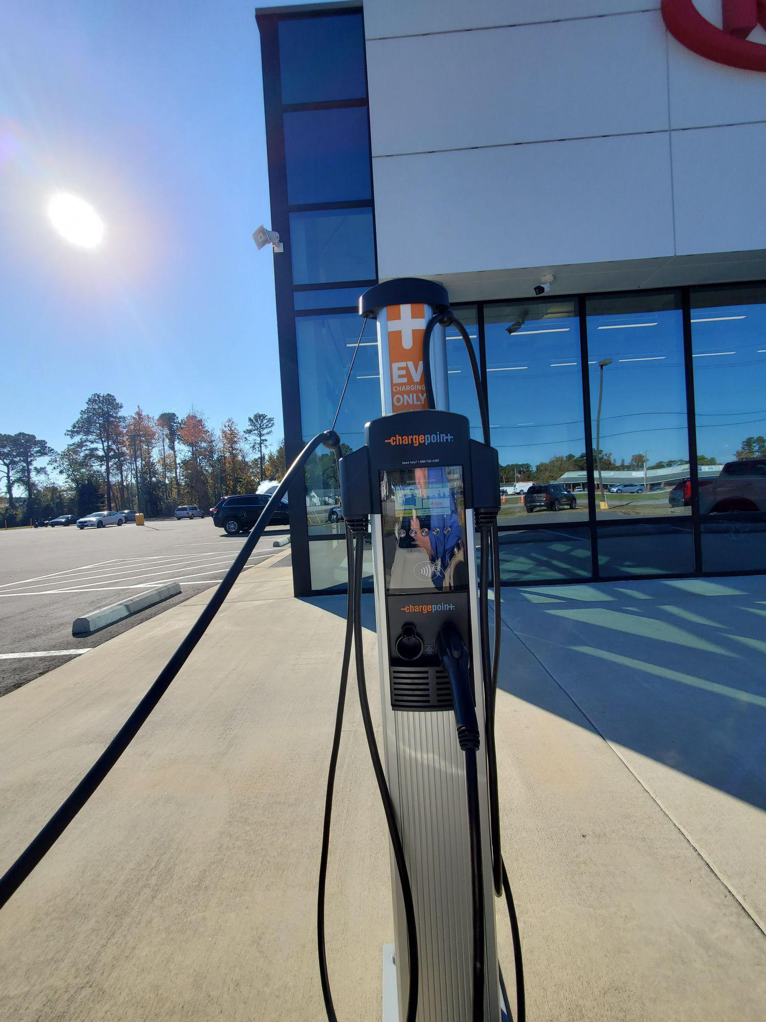 Kia of New Bern New Bern, NC EV Station