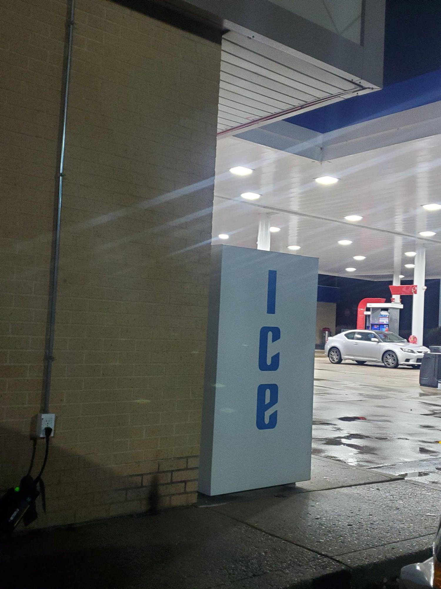 Mobil St. Louis, MO EV Station