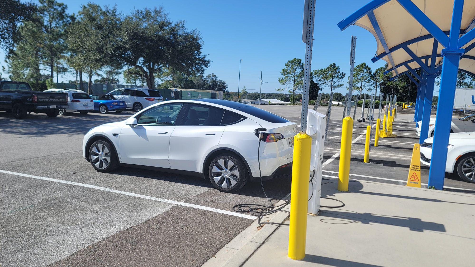Walmart Zephyrhills, FL EV Station