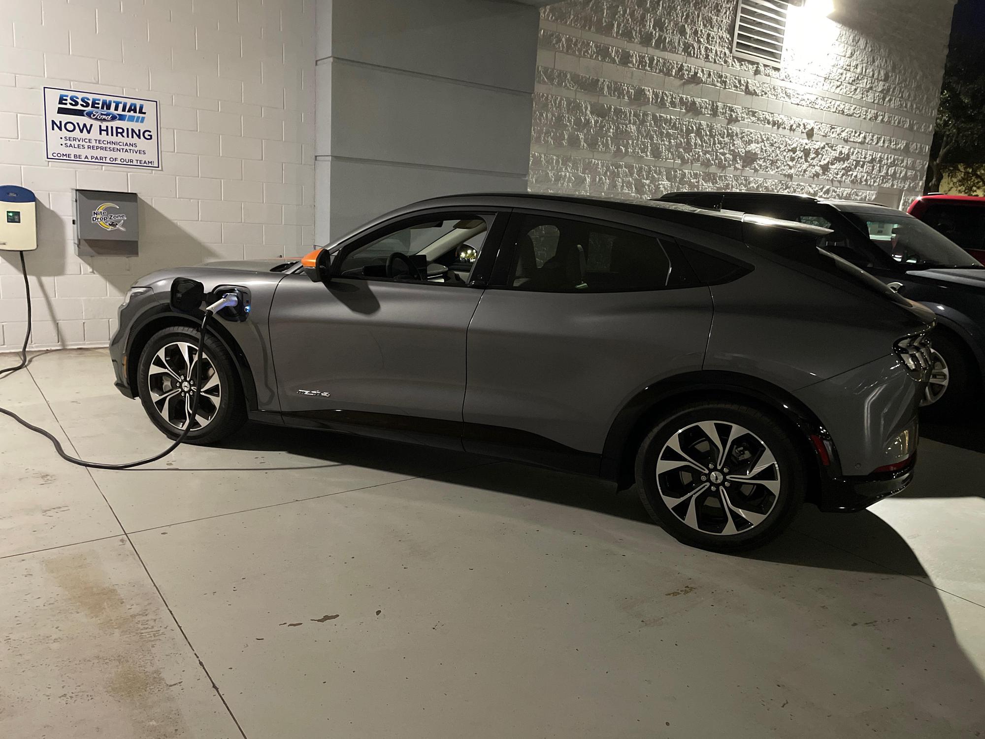 Essential Ford of Stuart (1) Stuart, FL EV Station