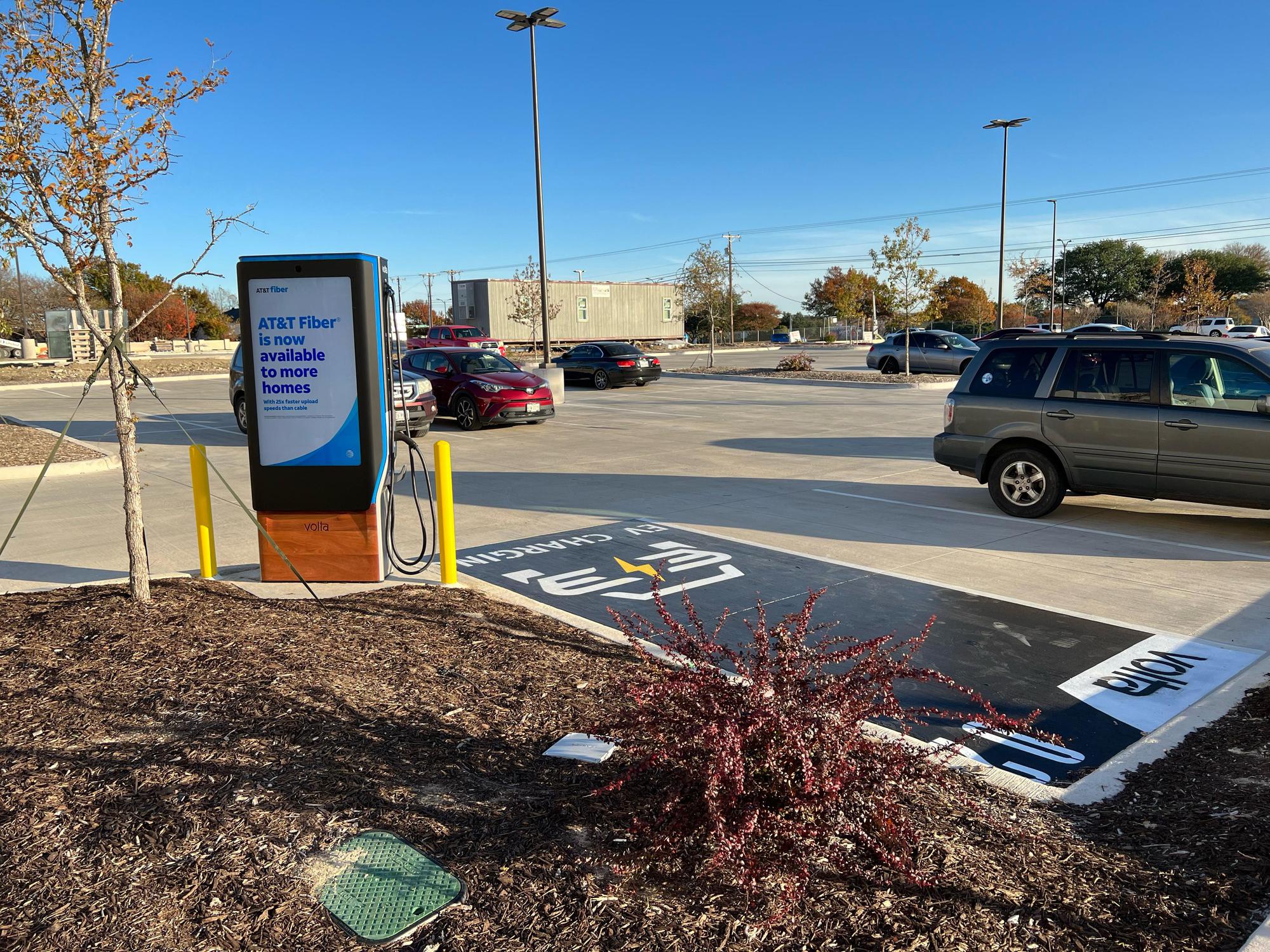 Floor & Decor McKinney McKinney, TX EV Station