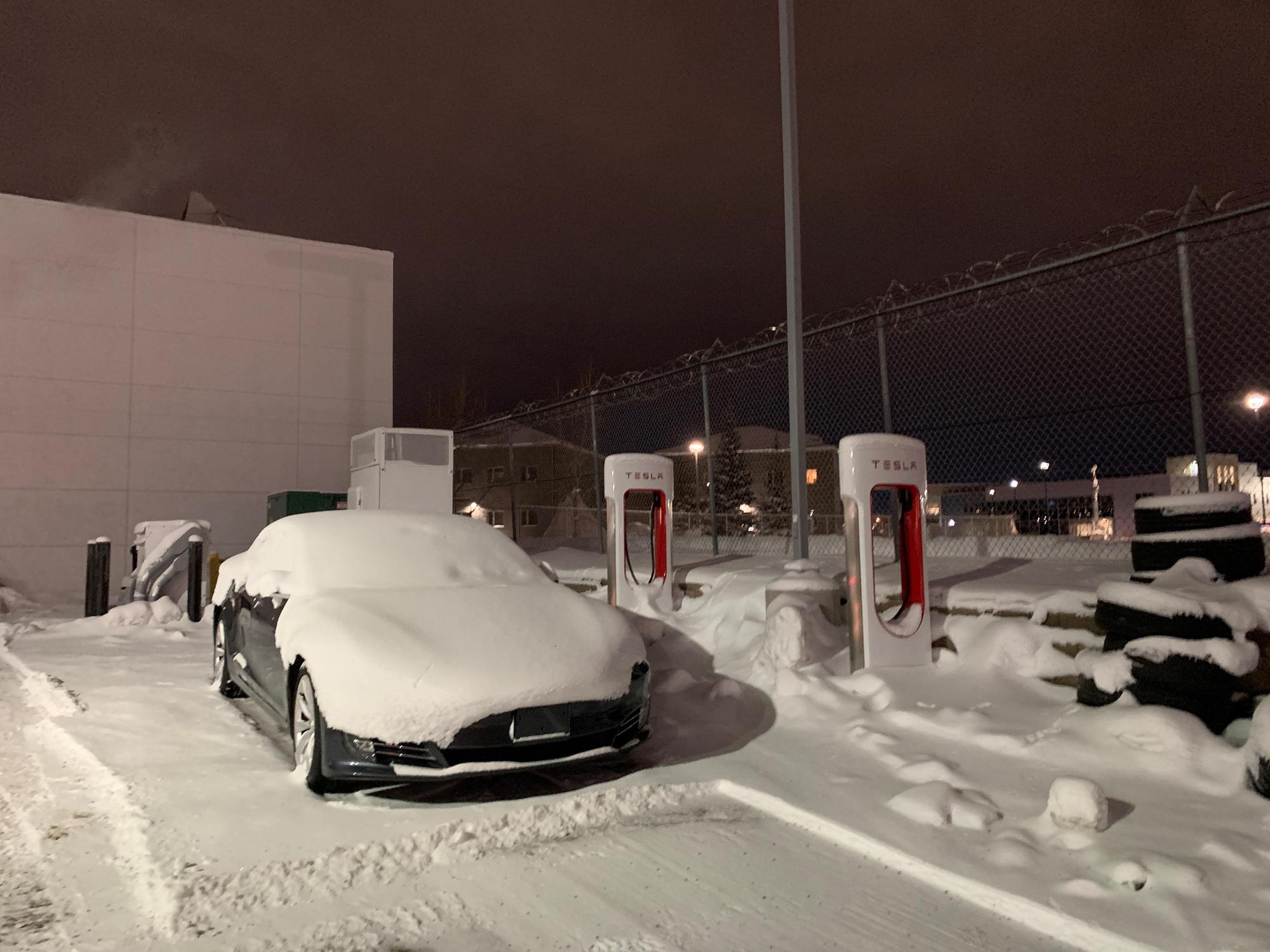tesla-edmonton-service-centre-edmonton-ab-ev-station