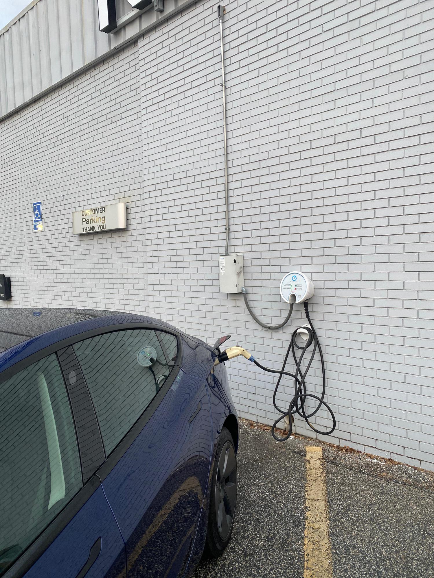 Nissan Nationwide Auto World Timonium, MD EV Station