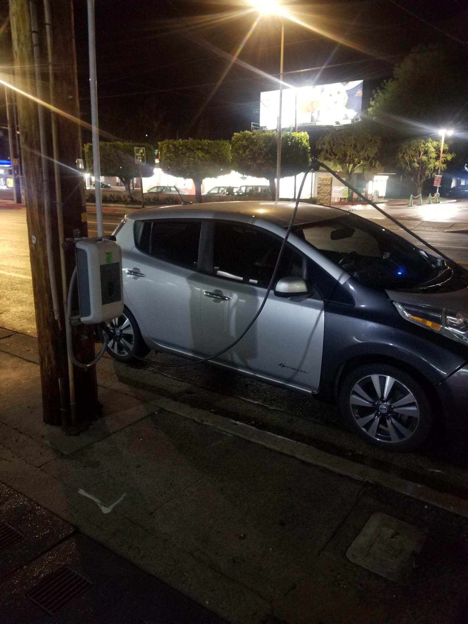 Chatsworth St & Sepulveda Blvd Parking Los Angeles, CA EV Station
