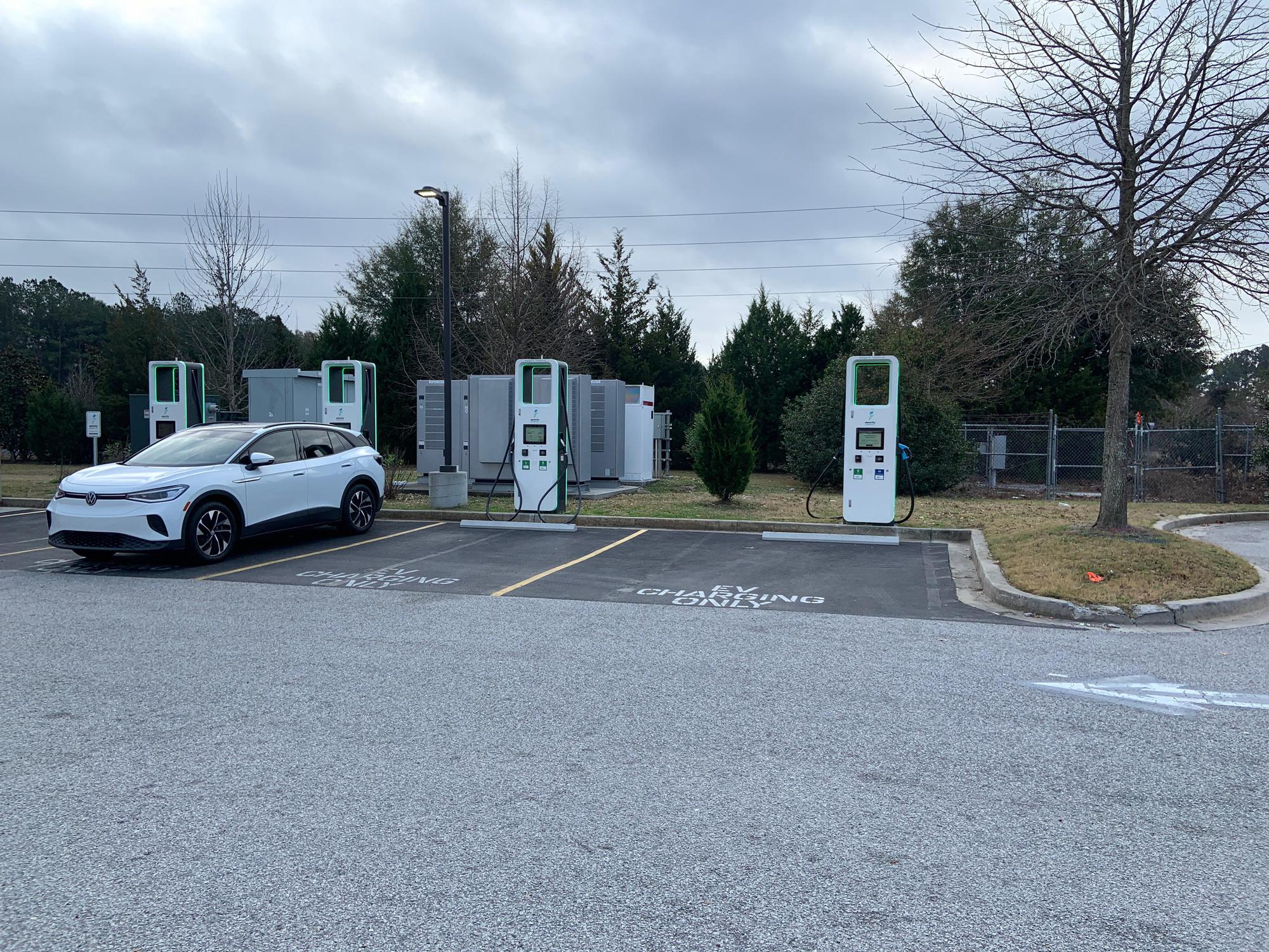 Walmart Supercenter Walterboro, SC EV Station