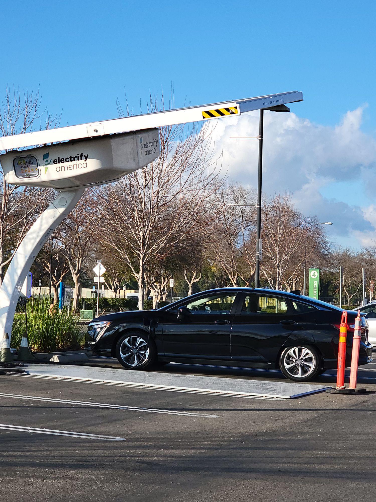 Kaiser Permanente Manteca, CA EV Station