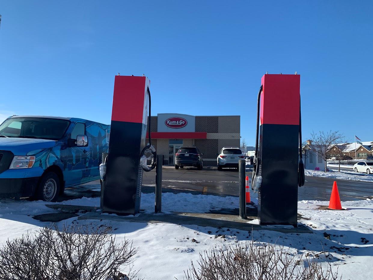 Kum & Go Urbandale, IA EV Station