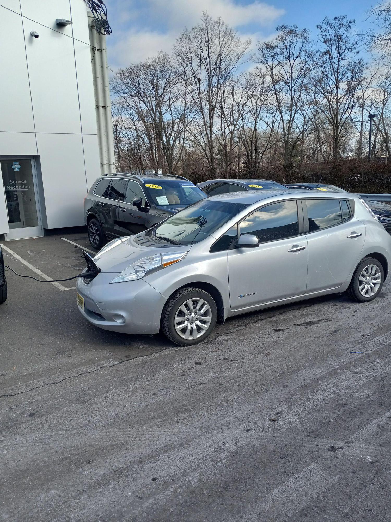 Kundert Volvo Hasbrouck Heights, NJ EV Station