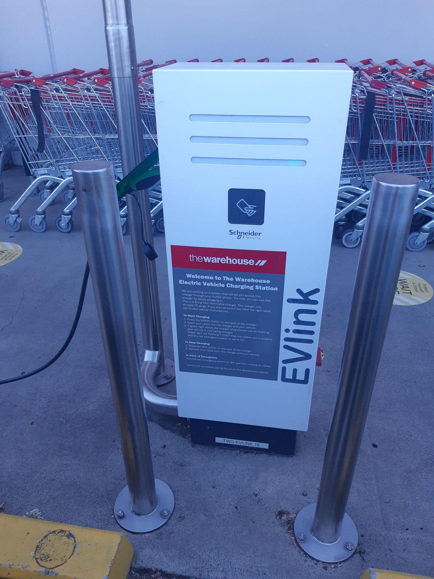 The Warehouse Bell Block New Plymouth, Taranaki EV Station