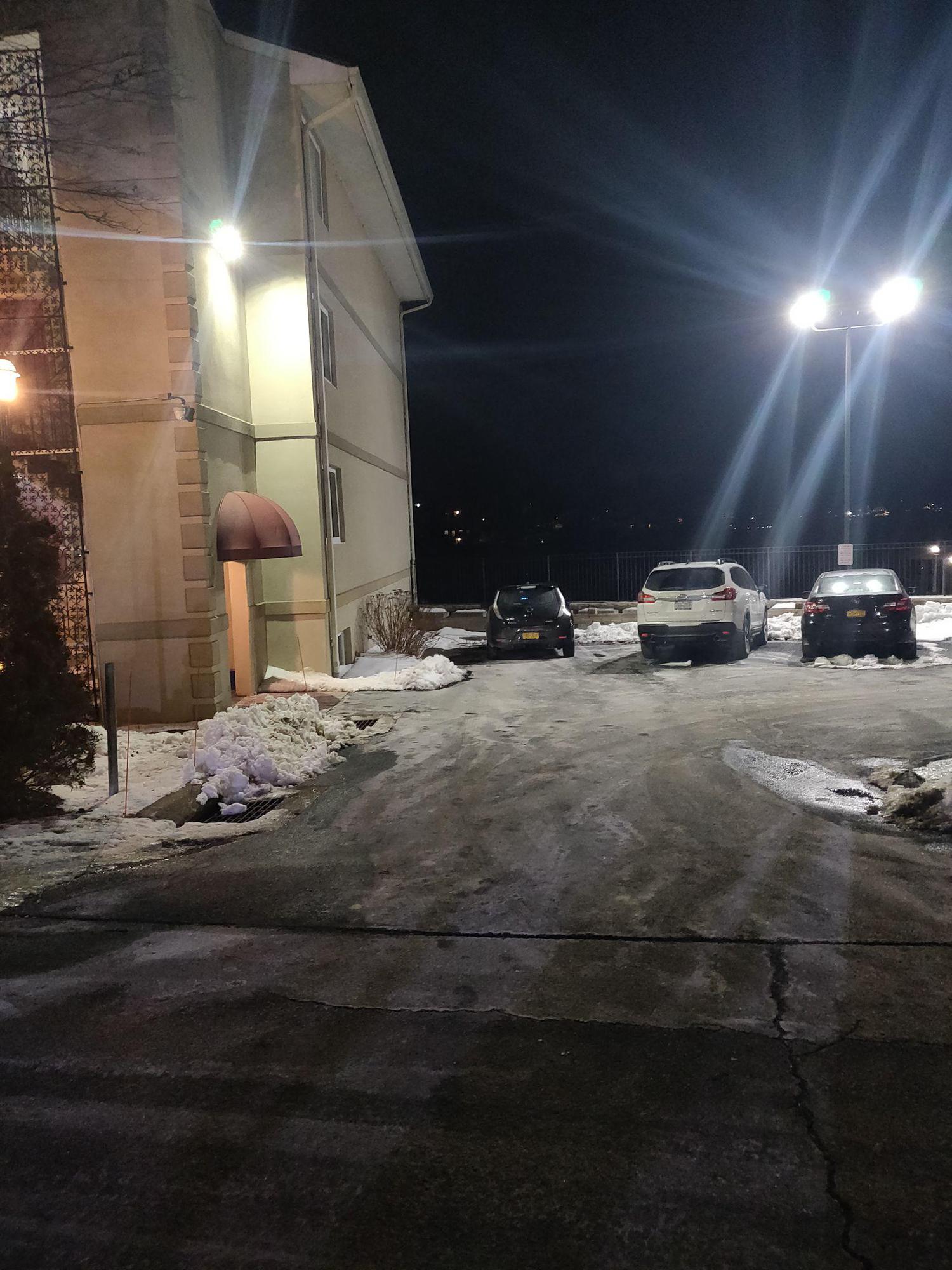 Marina Drive Apartment Complex Mahopac, NY EV Station