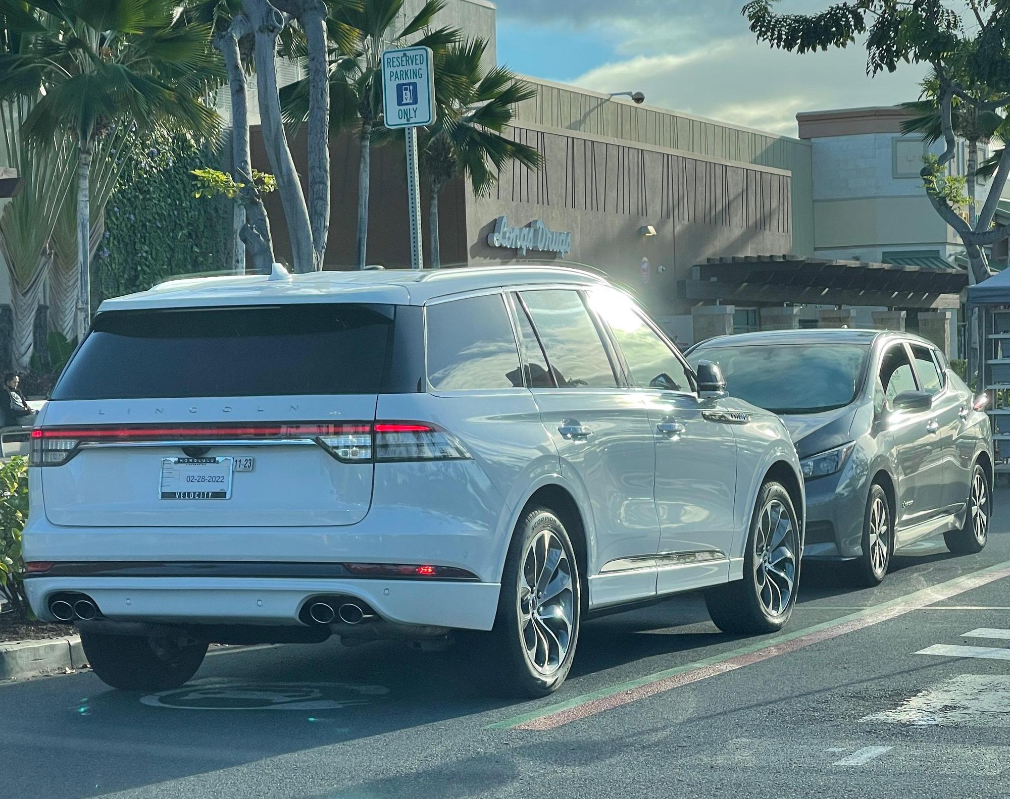 Kapolei Commons Target Kapolei, HI EV Station