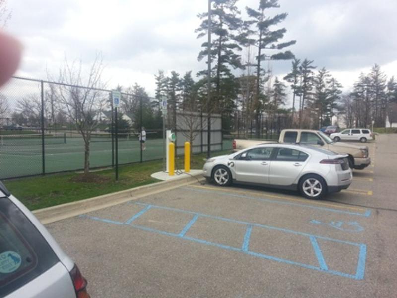 Auburn Hills Community Center Auburn Hills MI EV Station auburn-hills-community-center-auburn-hills-mi-ev-station