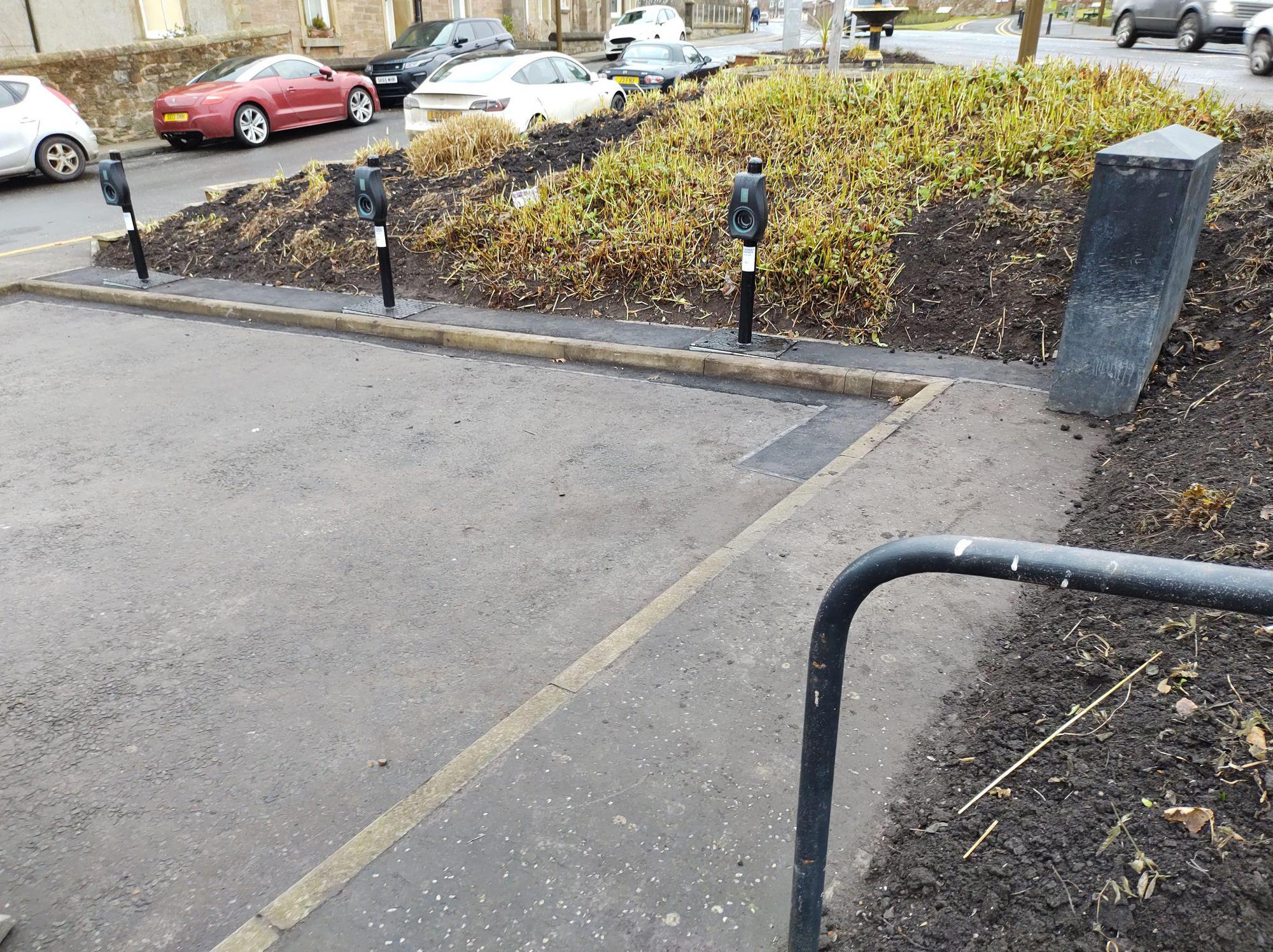 Church Street Parking/Charging 2 Queen's Rd, Dunbar EH42 1JZ EV Station