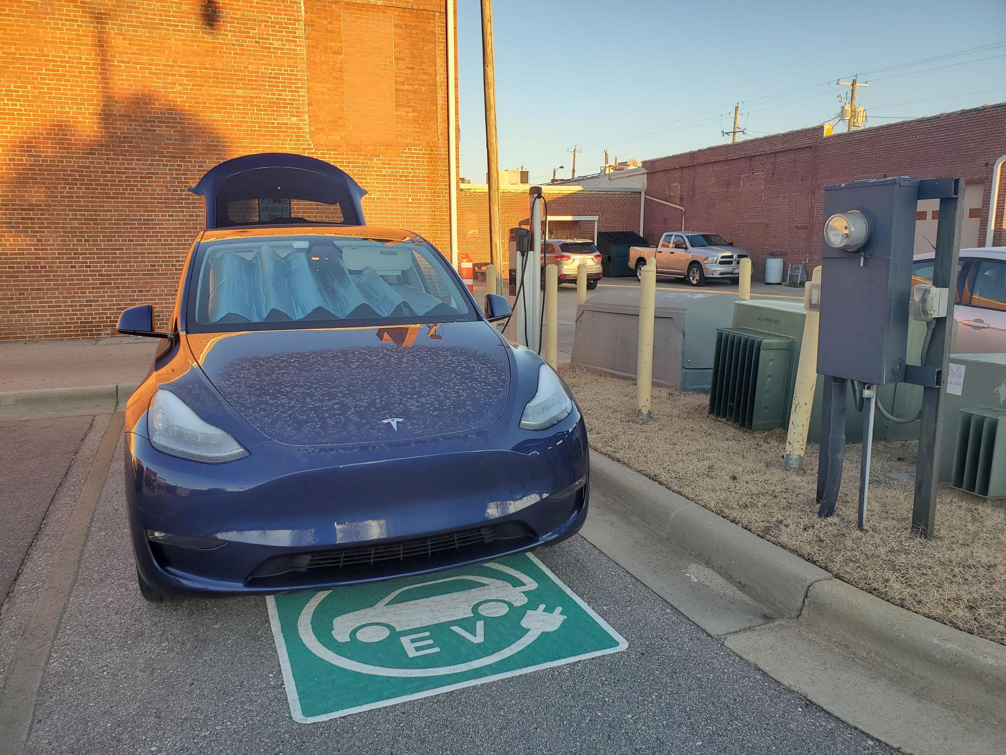 Dunn Parking Lot Dunn, NC EV Station