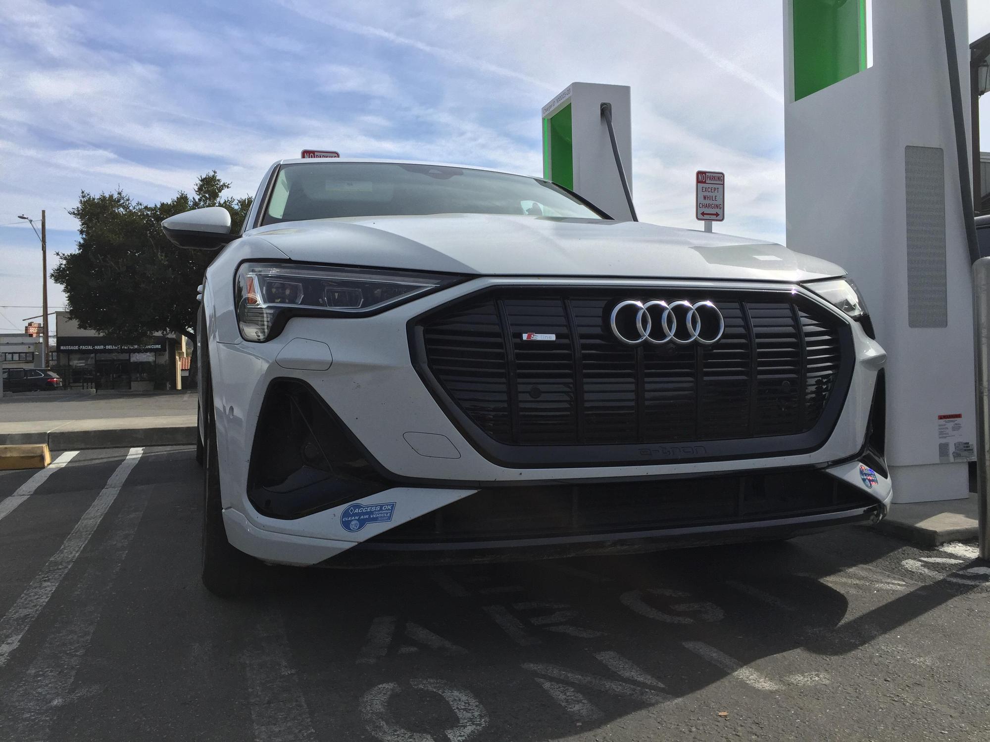 Paso Robles Bank of America Paso Robles, CA EV Station