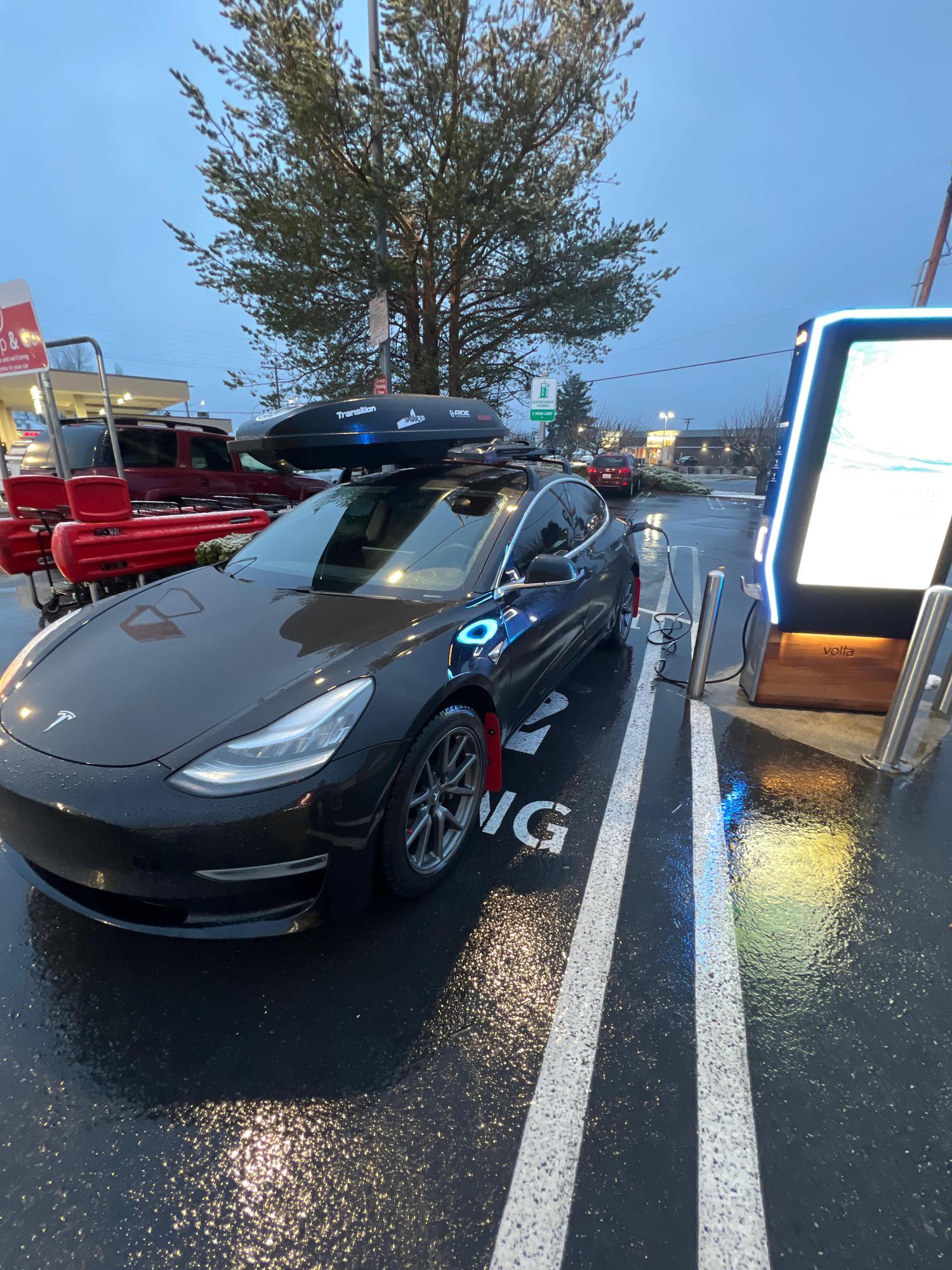 Safeway Enumclaw, WA EV Station