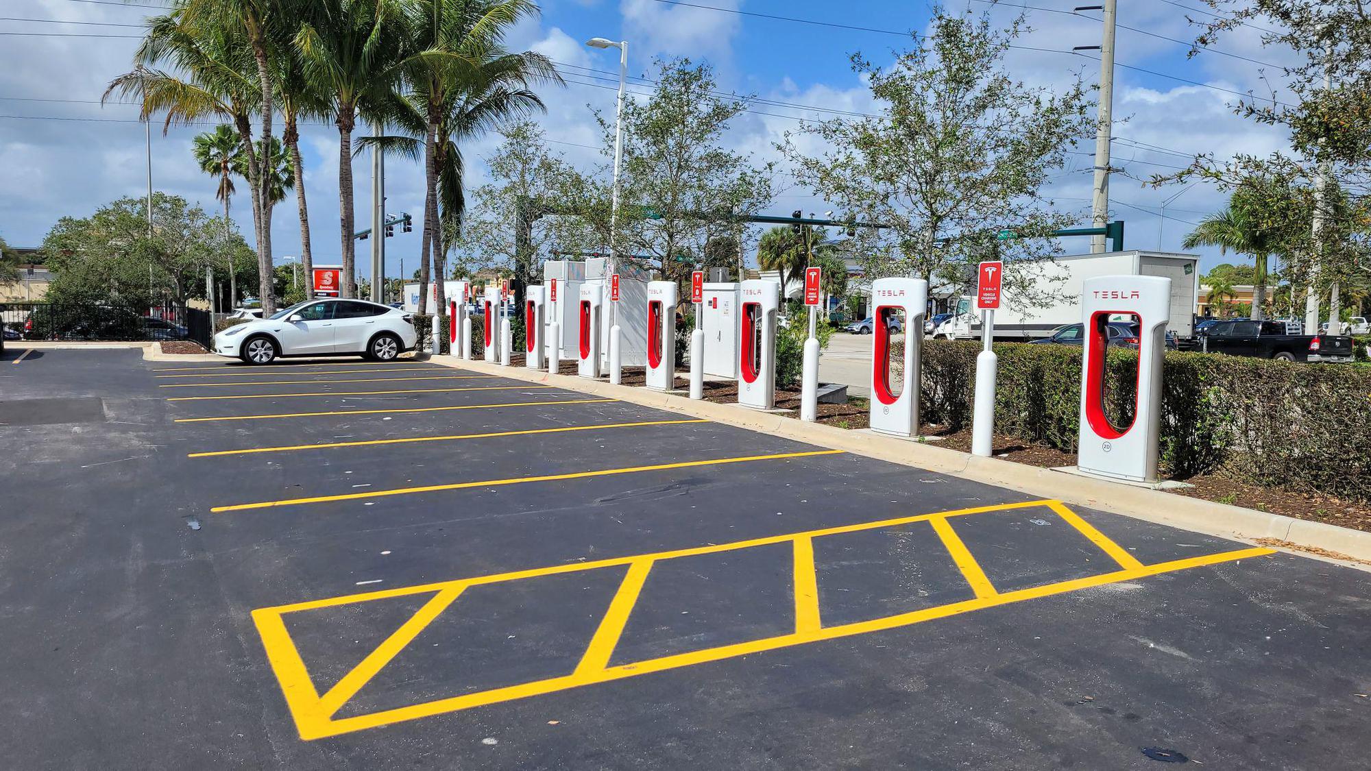 Wawa Stuart, FL EV Station