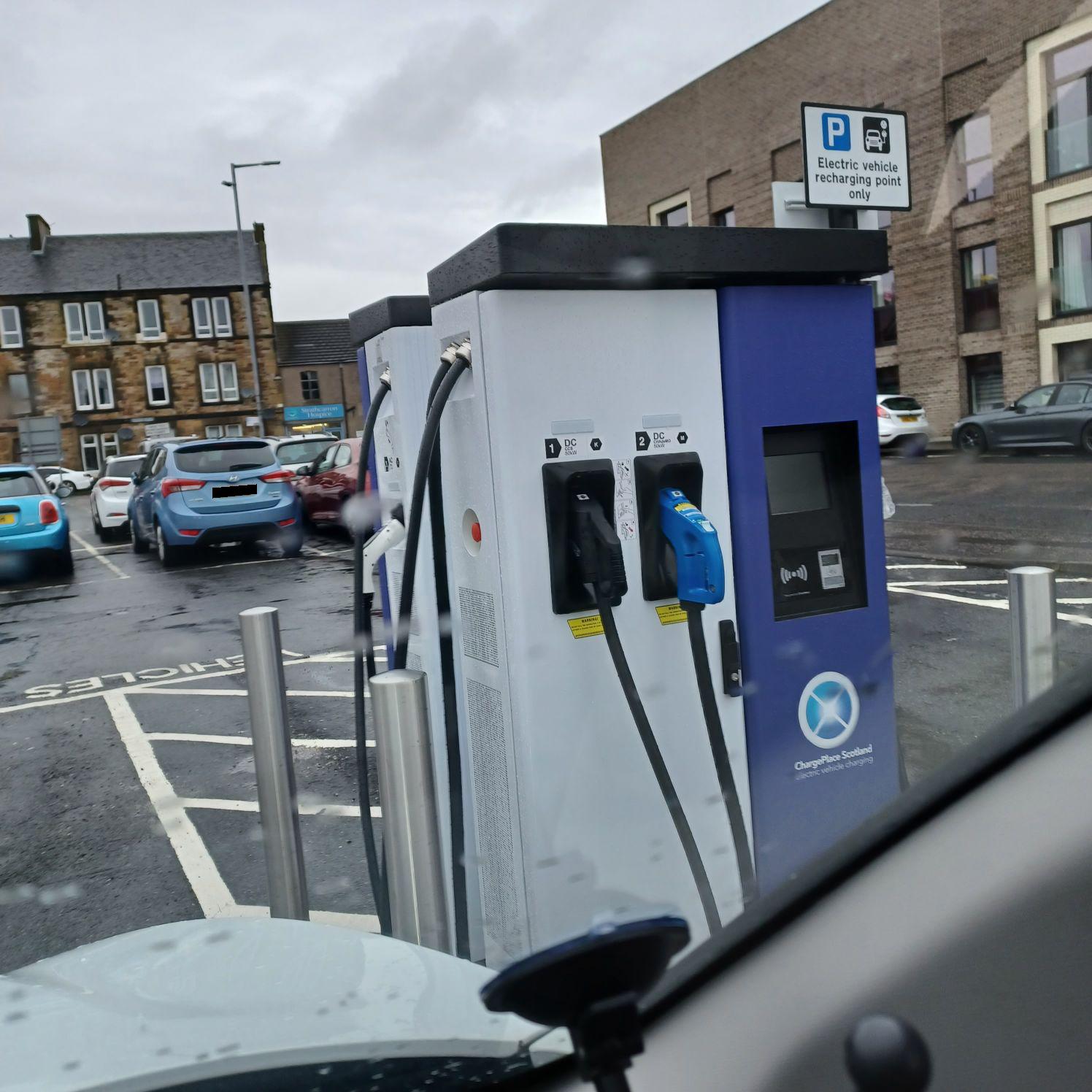 Williamson St Parking Williamson Street, Falkirk, FK1 1PW, UK EV