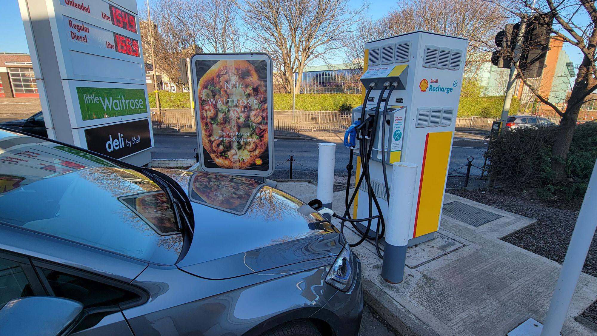 Waitrose Shell Recharge Shell Little Waitrose Circle | Shell Recharge LW Circle, Crewe Rd S ...