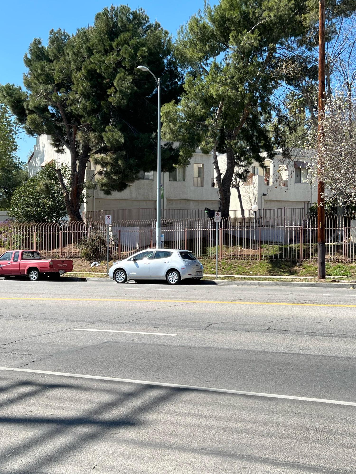 Osborne St Parking Los Angeles, CA EV Station