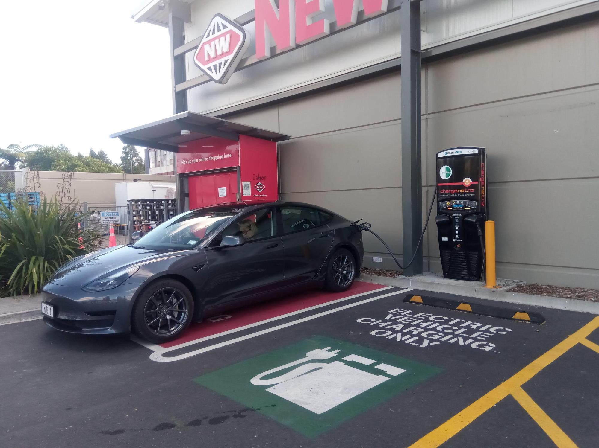 Te Kuiti New World Te Kuiti, Waikato EV Station