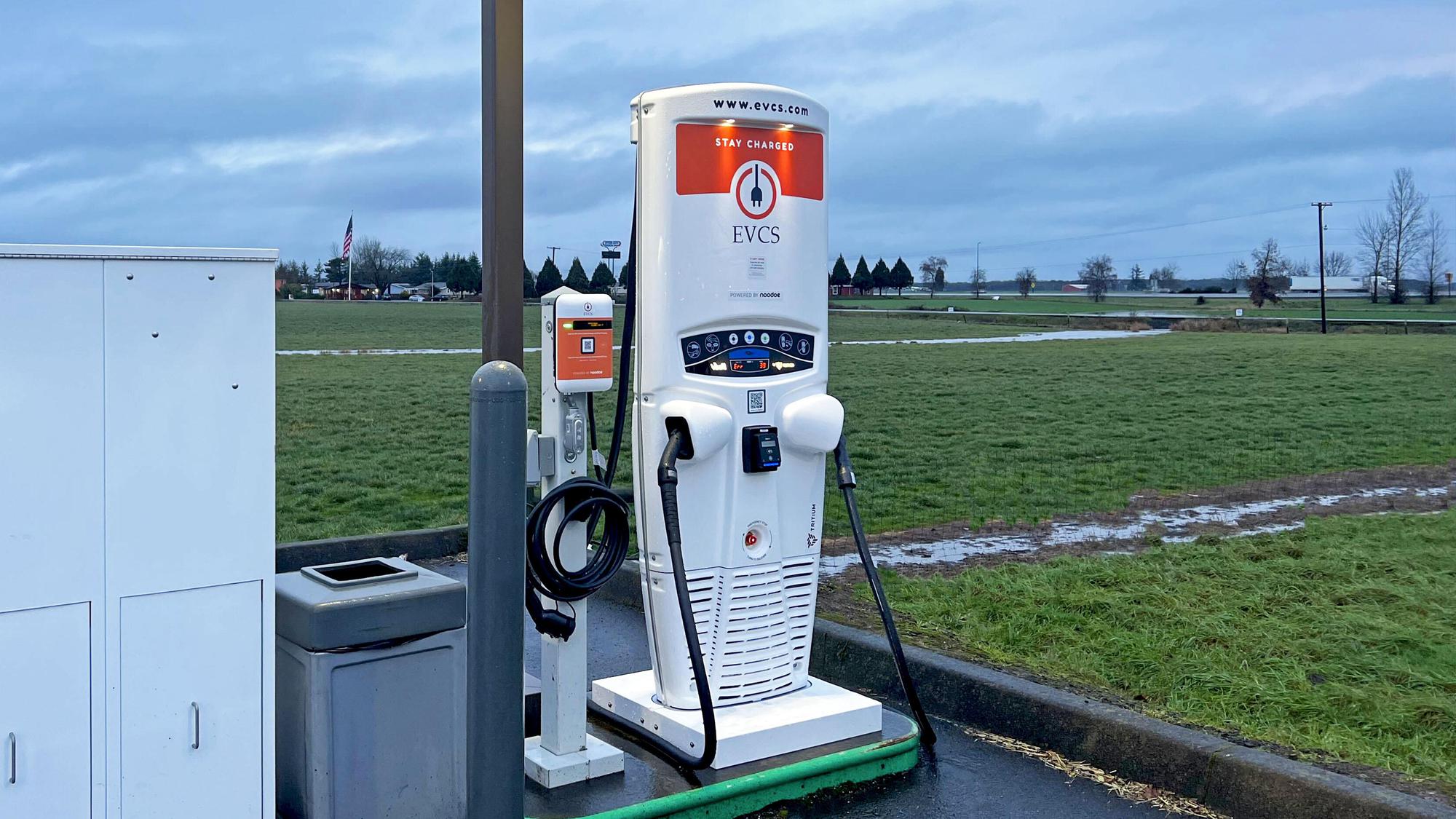 A&W Restaurant Albany Albany, OR EV Station