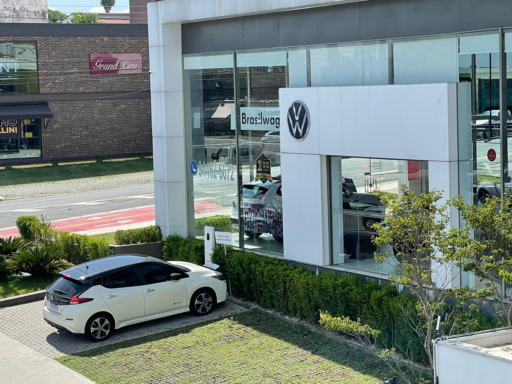 Concessionária Volkswagen | avenida Moreira Guimarães, 1183 | EV Station