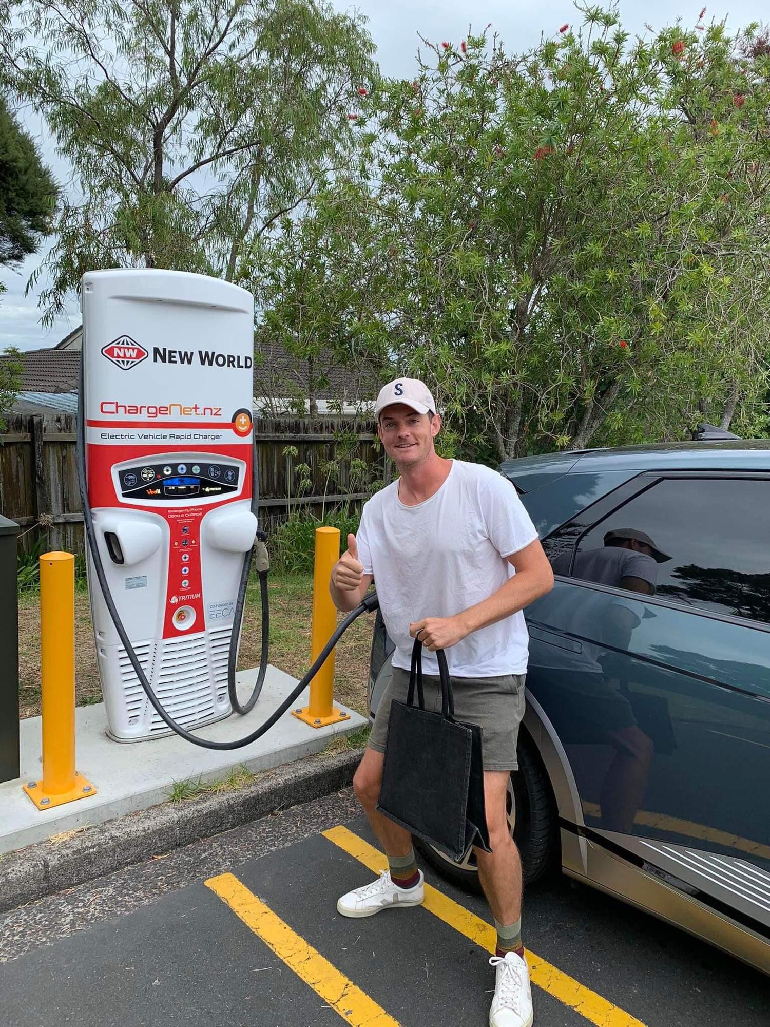 New World Birkenhead Auckland, Auckland EV Station