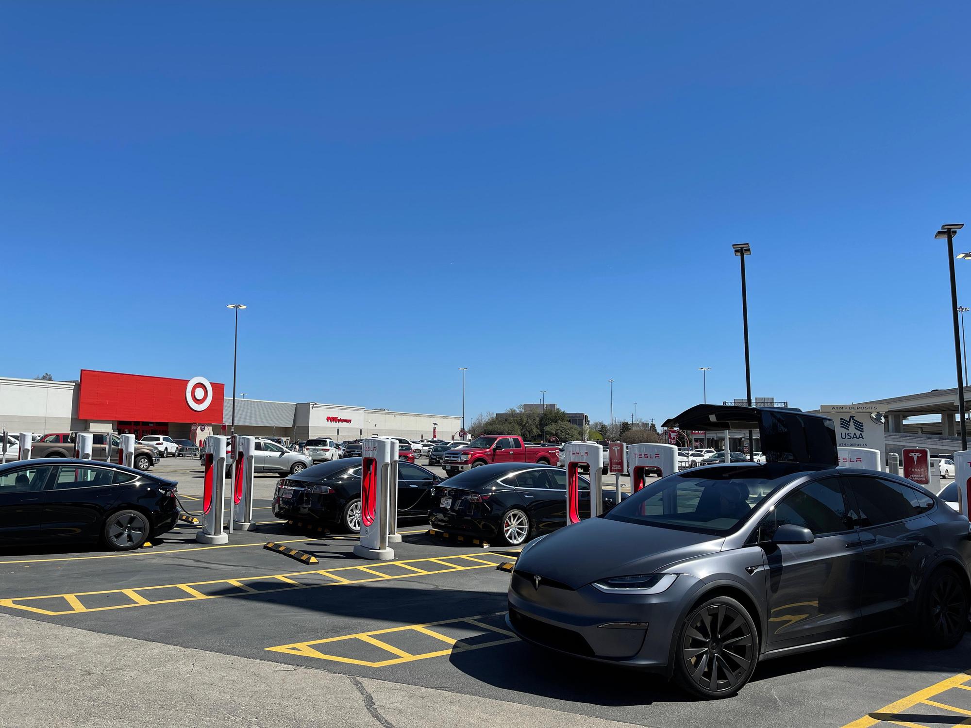 South Lamar Blvd Supercharger Austin, TX EV Station