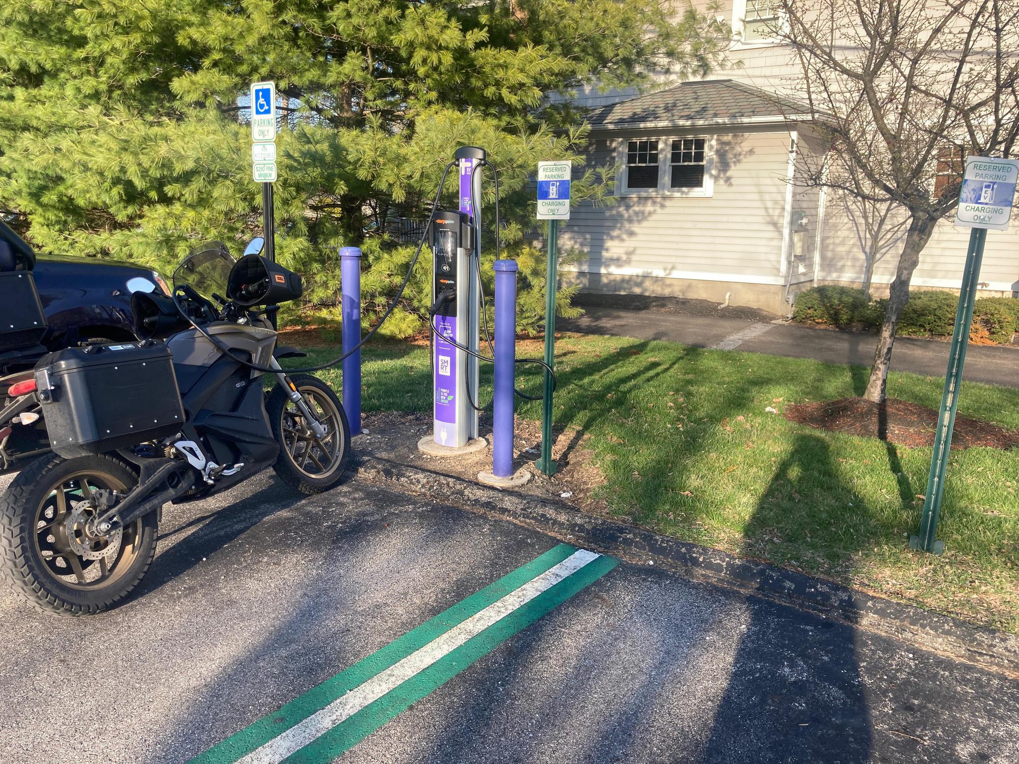 Capital University S1 Lot / Alumni House Columbus, OH EV Station