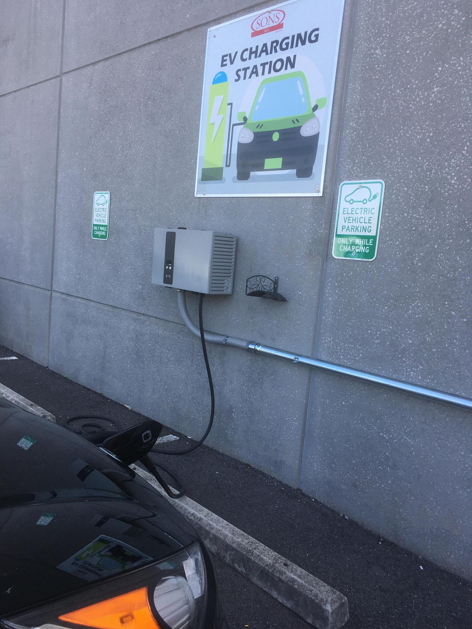 Sons Kia McDonough, GA EV Station