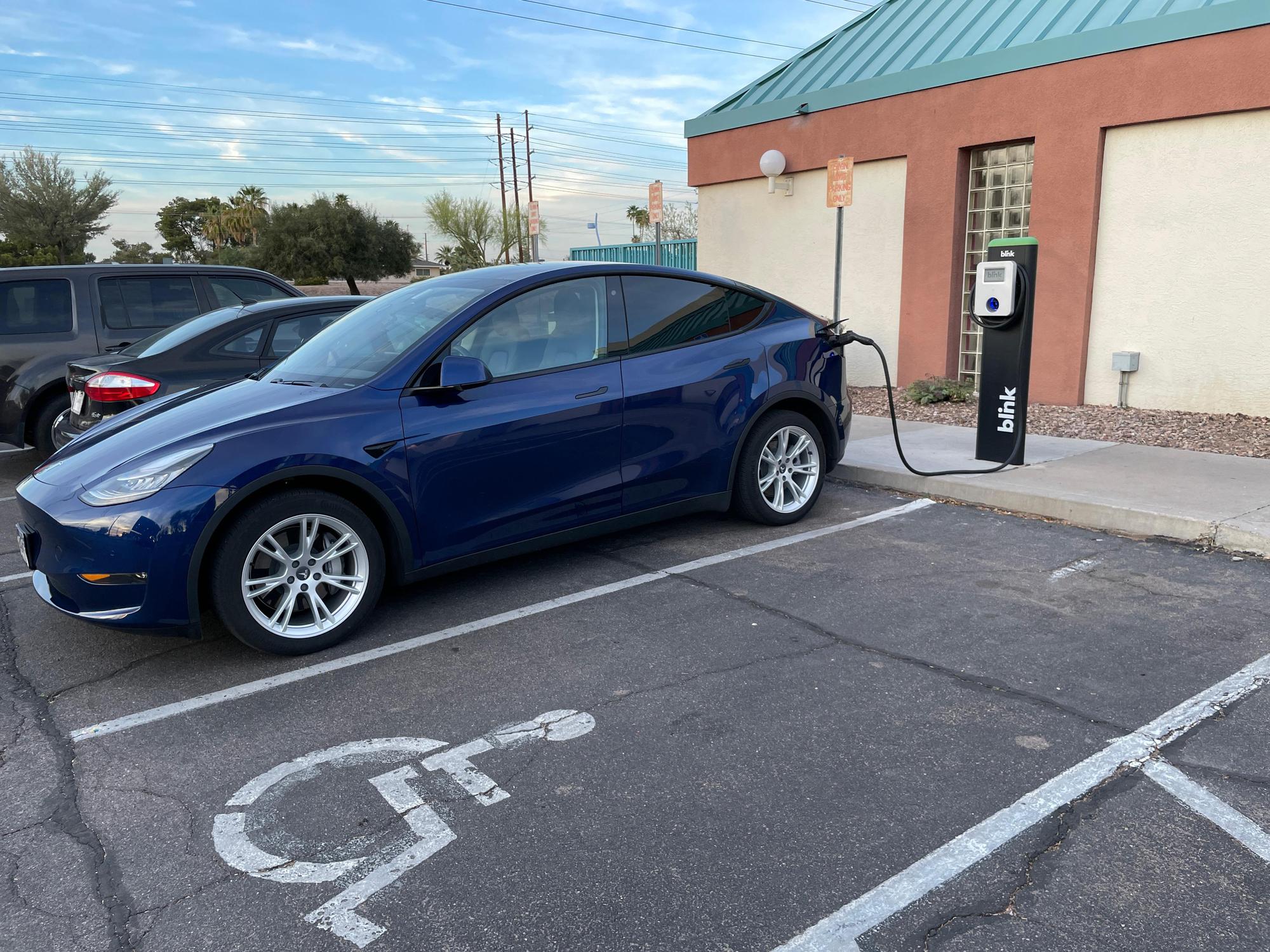 Tempe Family YMCA Tempe, AZ EV Station
