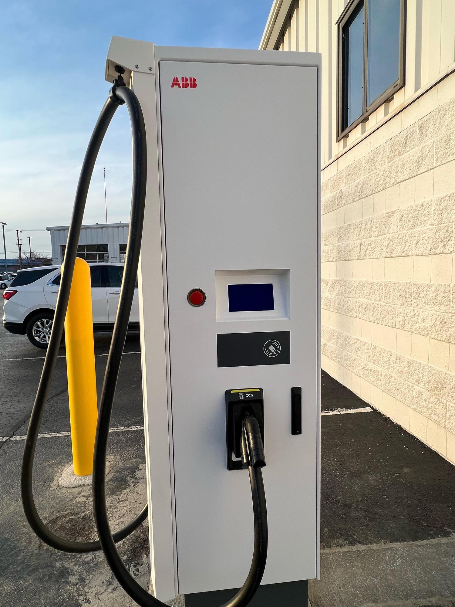 Bush Auto Place Wilmington, OH EV Station